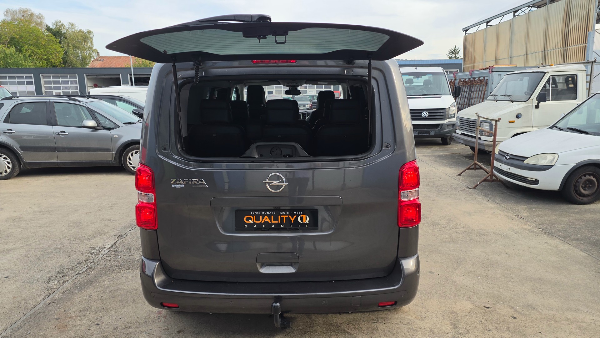 OPEL Zafira Life 2.0 CDTI Innovation M Automatik-image-5