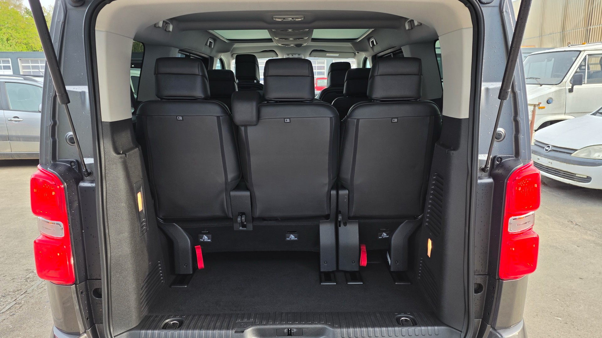 OPEL Zafira Life 2.0 CDTI Innovation M Automatik-image-4