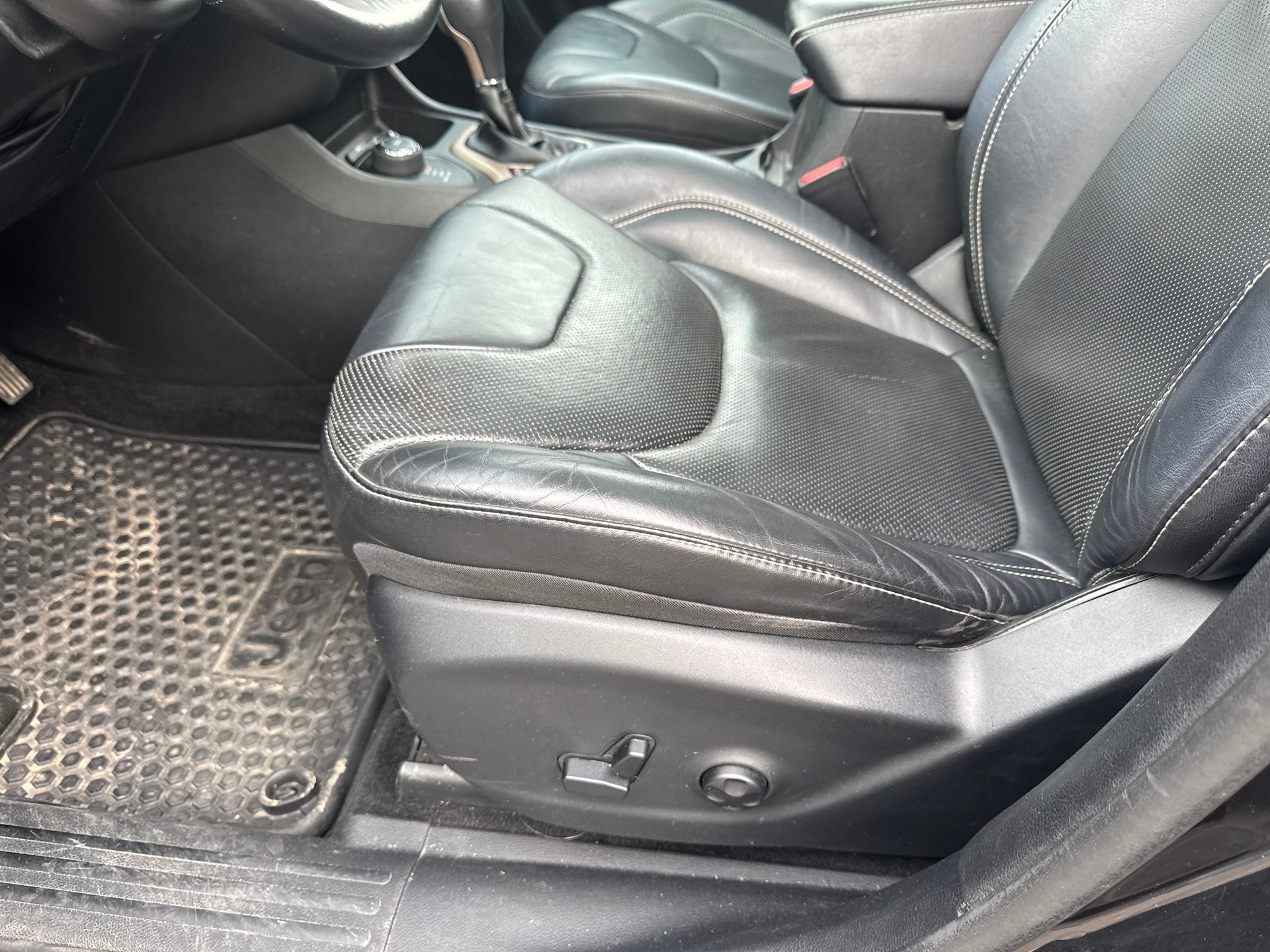 JEEP Cherokee 2.0TD Limited AWD 9ATX-image-12