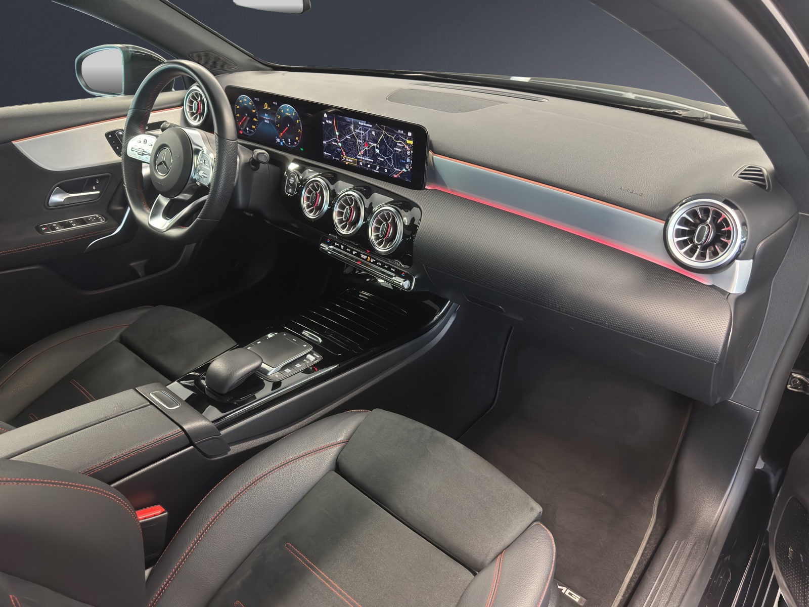 Image MERCEDES-BENZ A-200 A 200 AMG Line