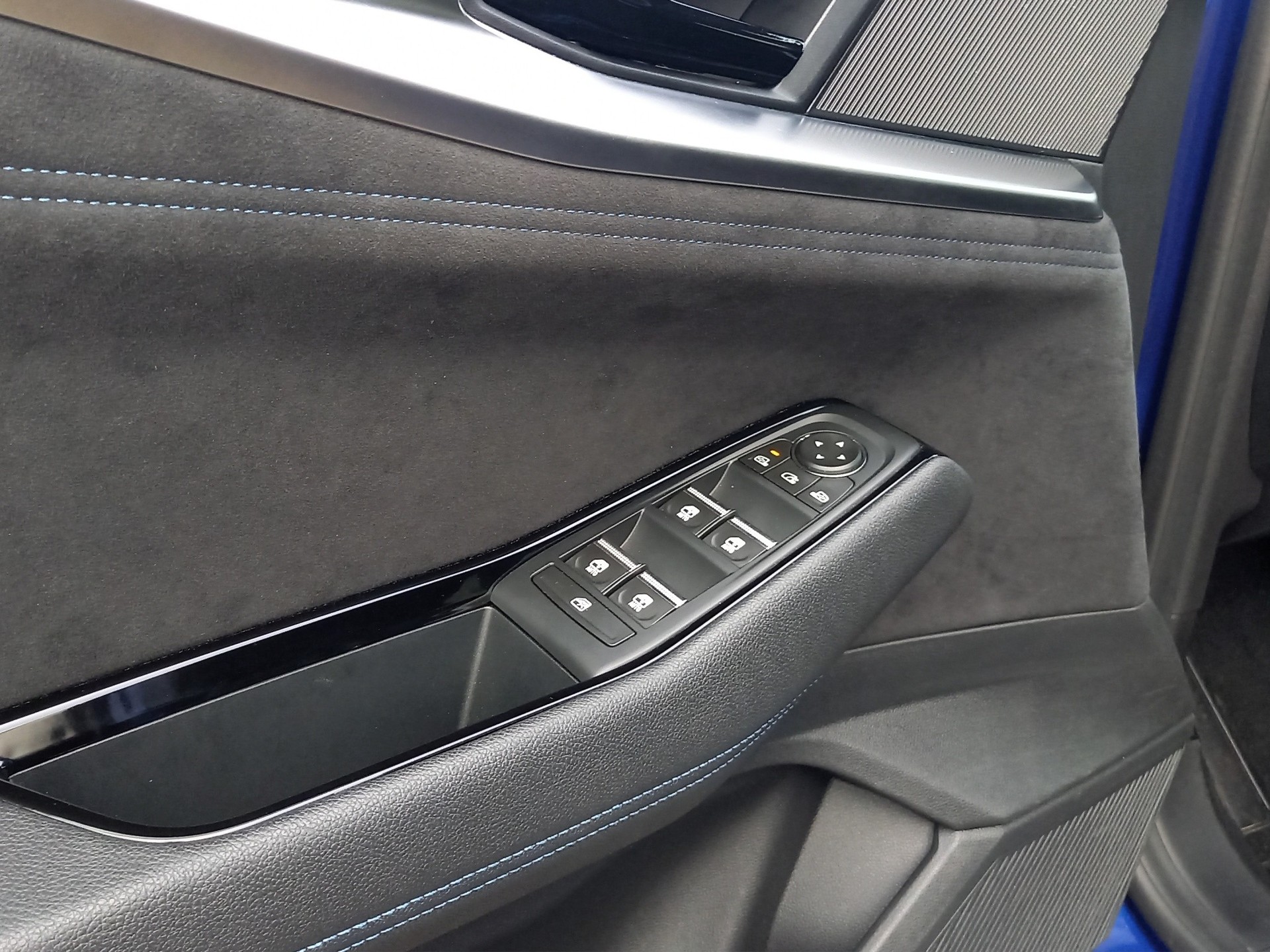 RENAULT Austral 1.2 E-Tech techno esprit Alpine-image-14