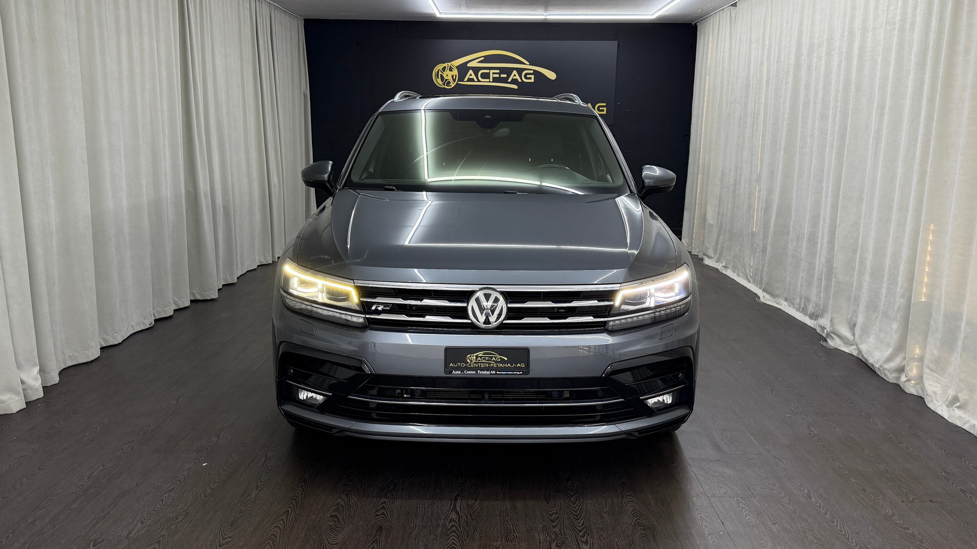 VW Tiguan Allspace 2.0TSI R-Line Highline 4Motion DSG-image-1