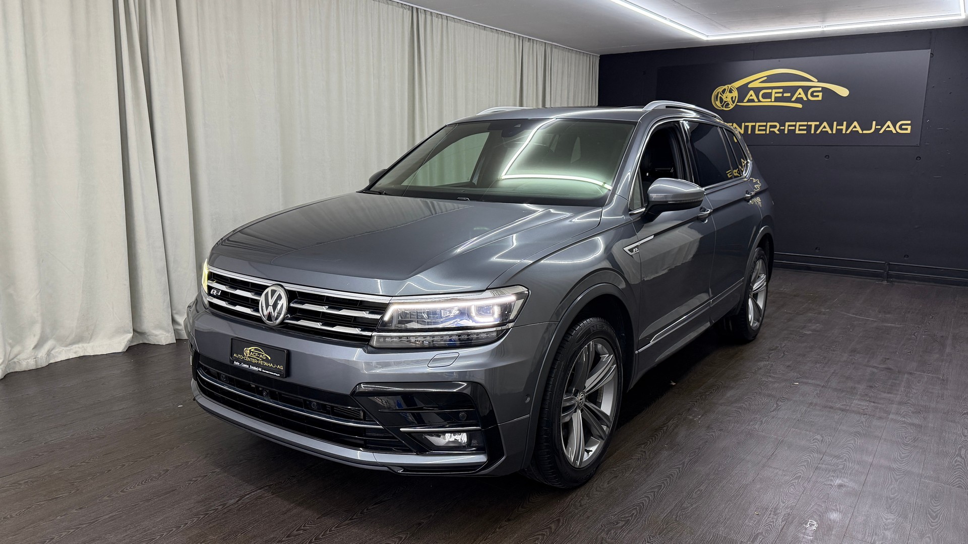 VW Tiguan Allspace 2.0TSI R-Line Highline 4Motion DSG-image-0