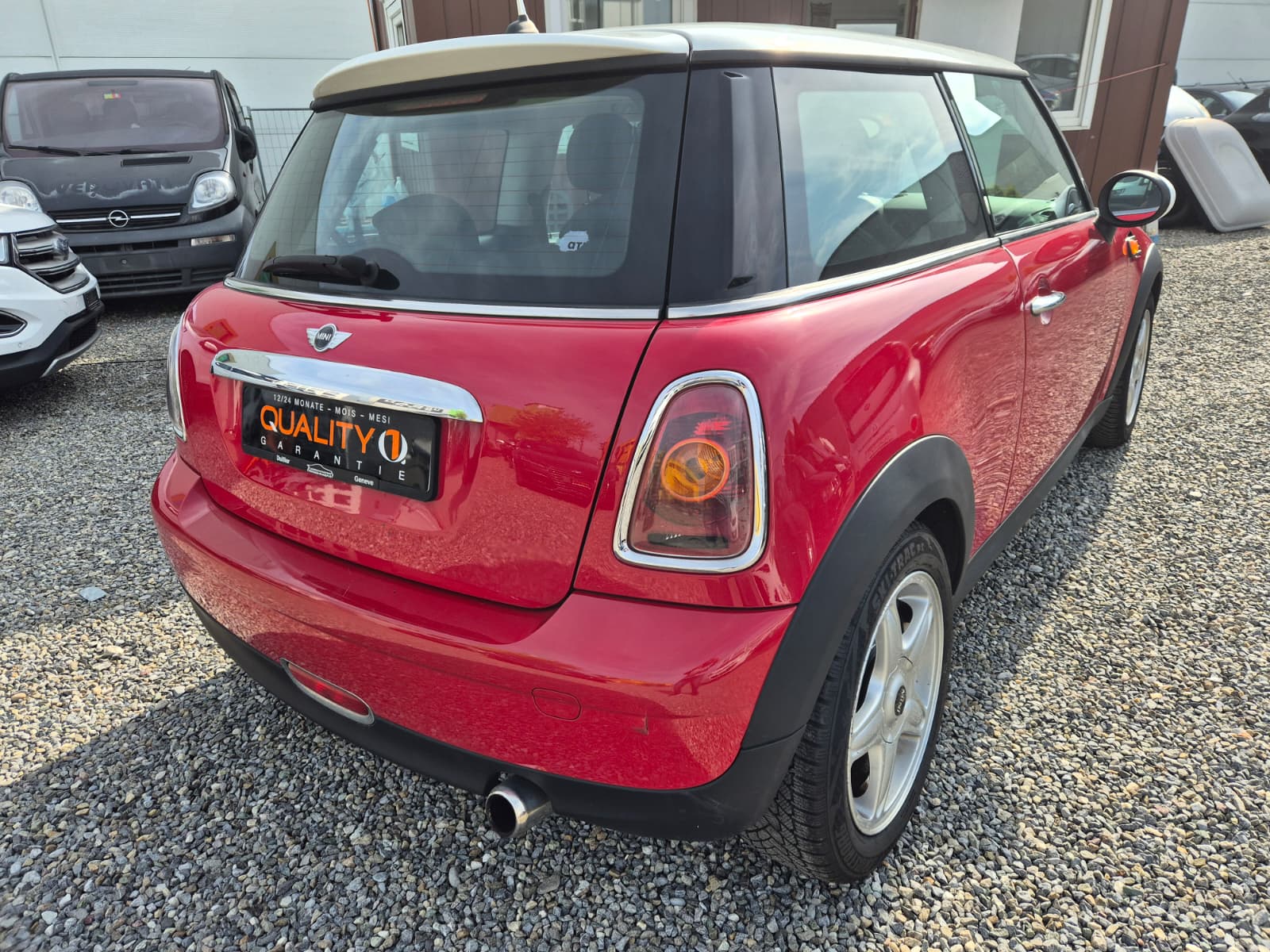 MINI Cooper-image-1