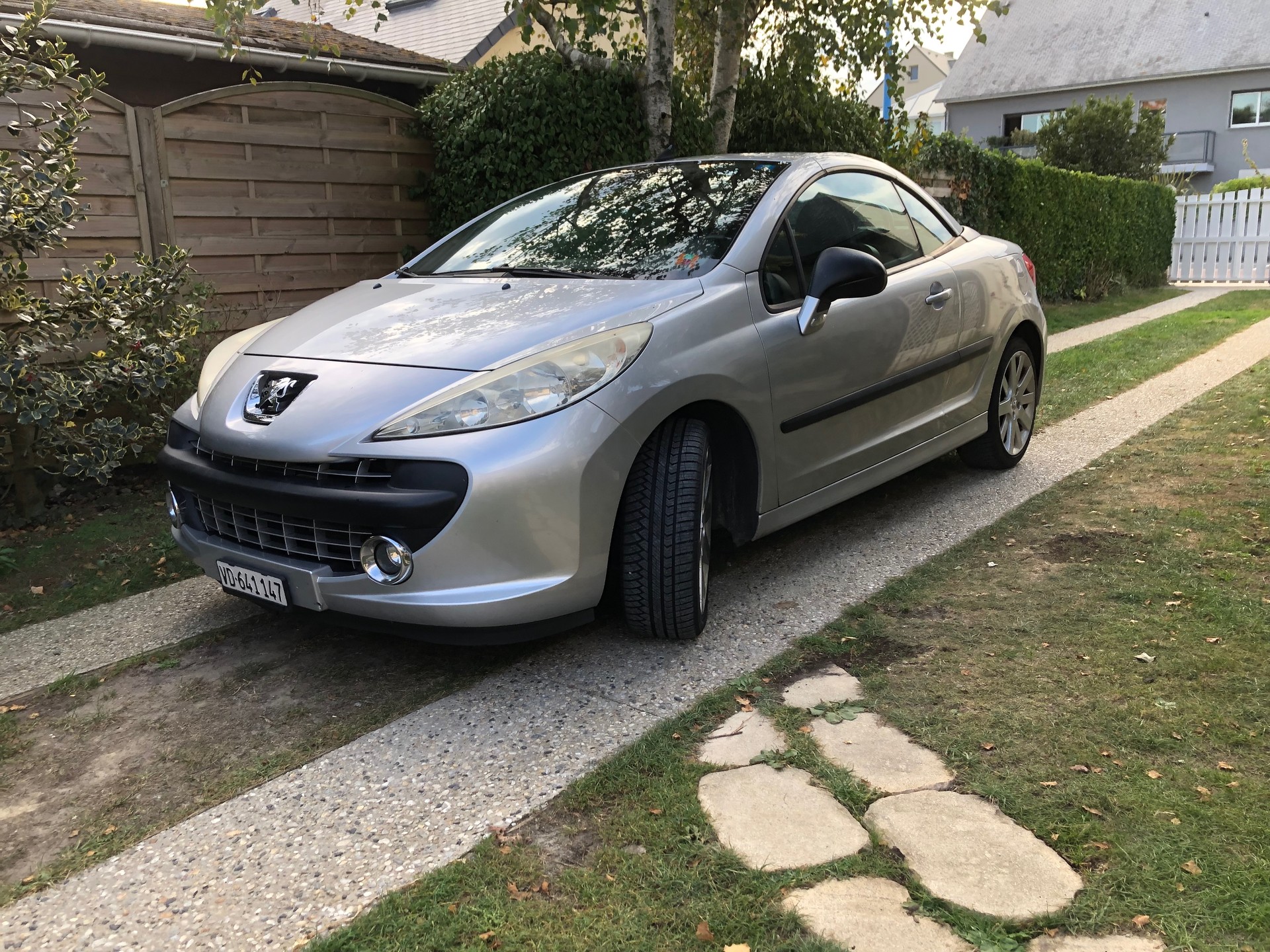 PEUGEOT CC-image-5