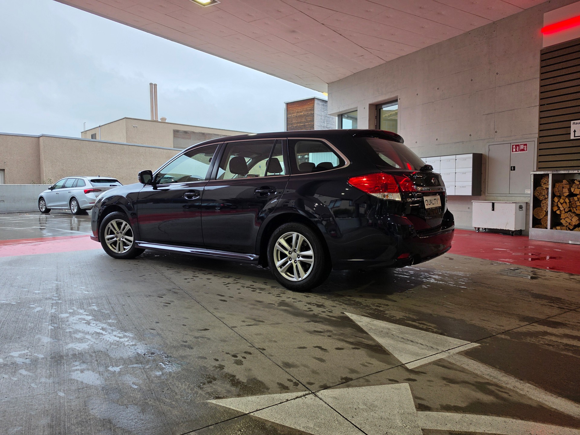 SUBARU Legacy 2.0D Swiss AWD-image-12