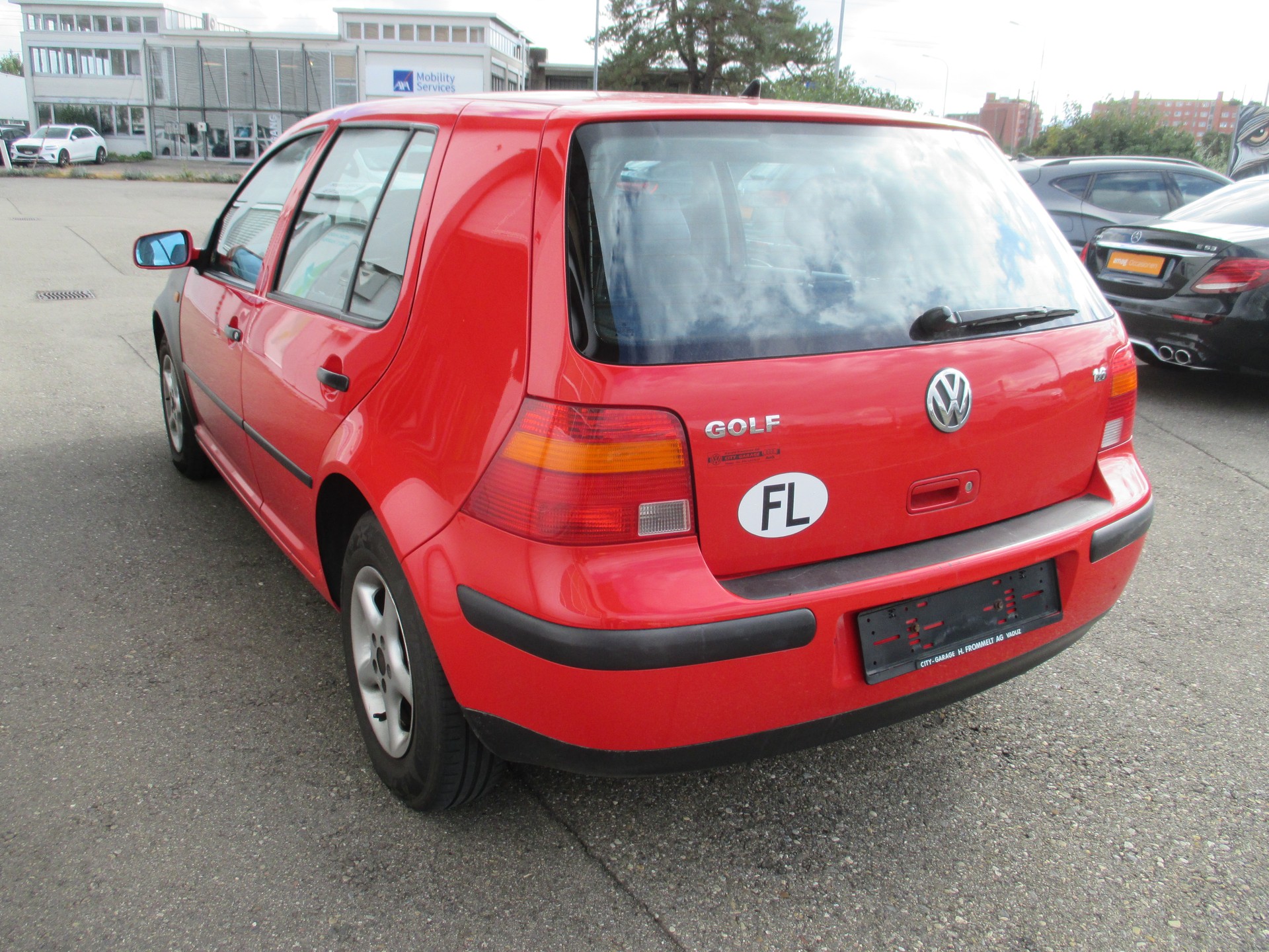 VW Golf 1.6-image-8