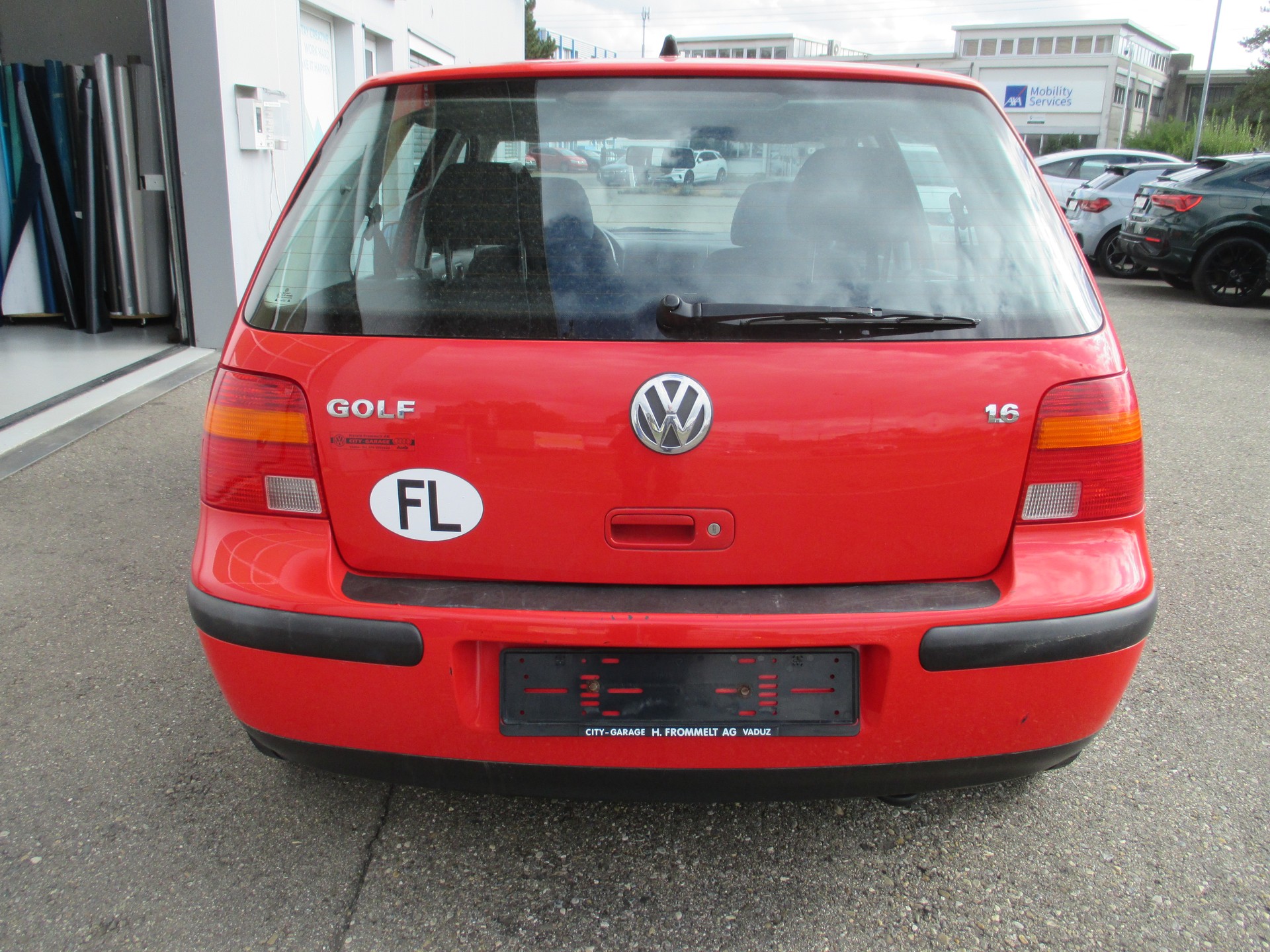 VW Golf 1.6-image-1