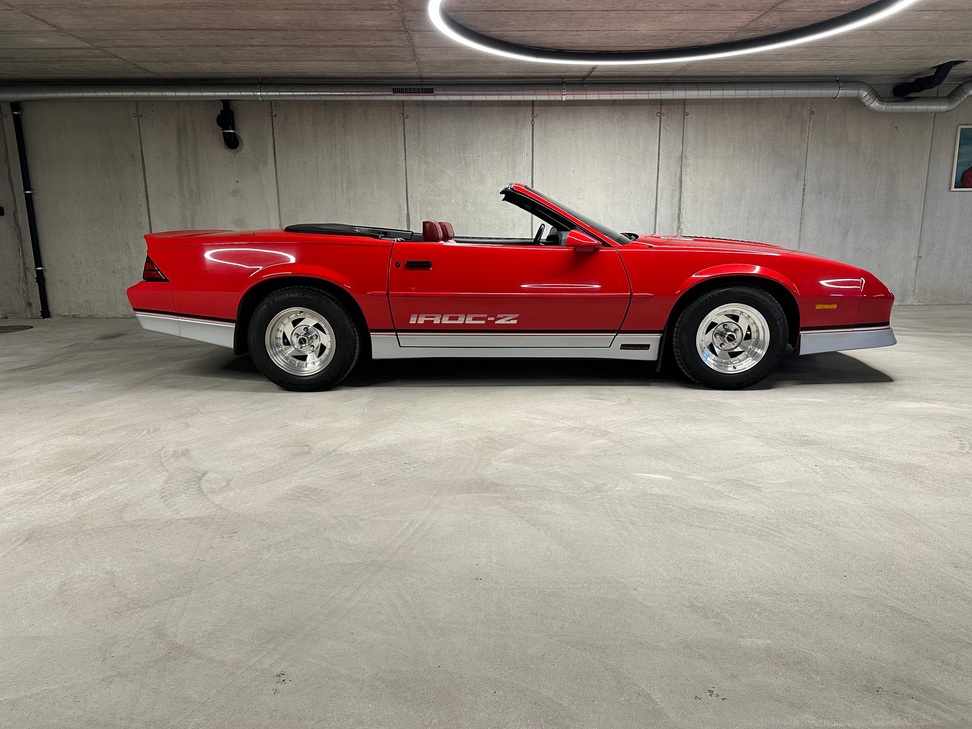 CHEVROLET 5.0 V8 IROC Z28-image-2