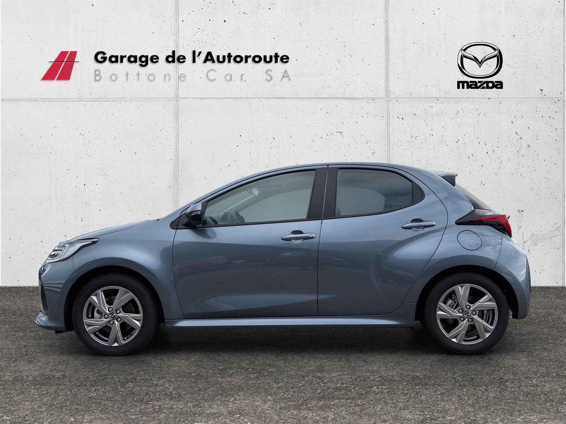 MAZDA 2 1.5 Hybrid Exclusive-Line-image-1