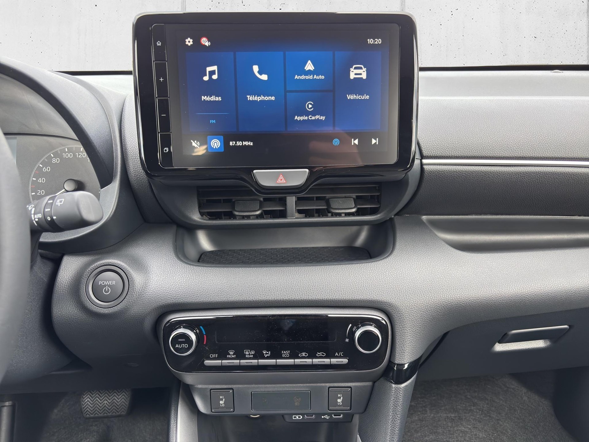 MAZDA 2 1.5 Hybrid Exclusive-Line-image-14