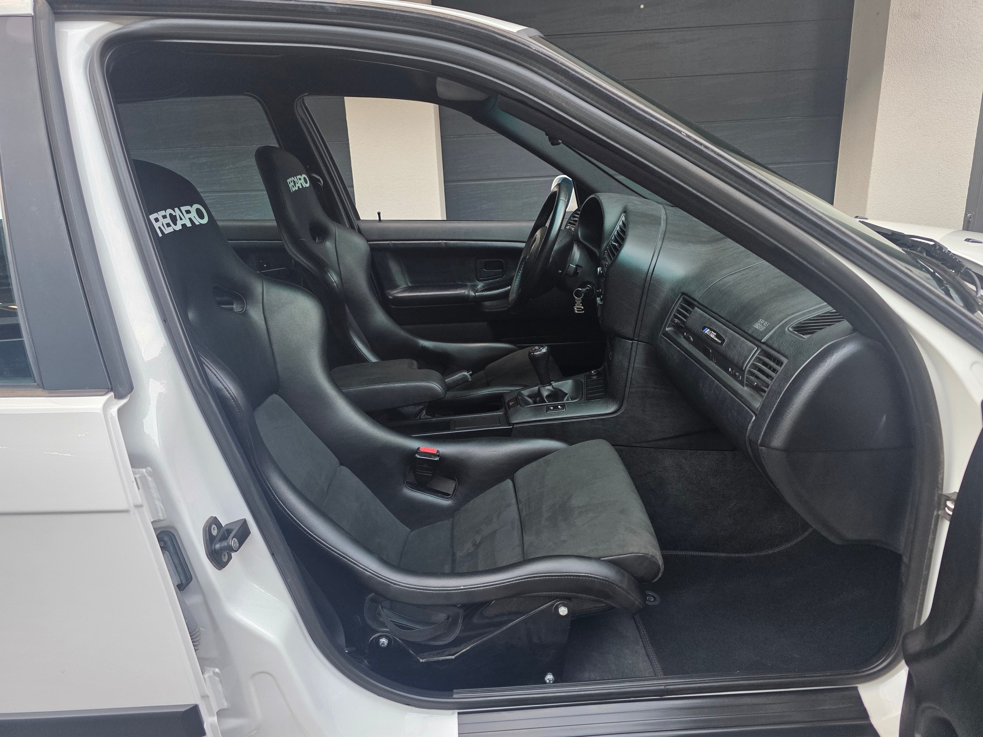 BMW 325i (Neuaufbau)-image-7