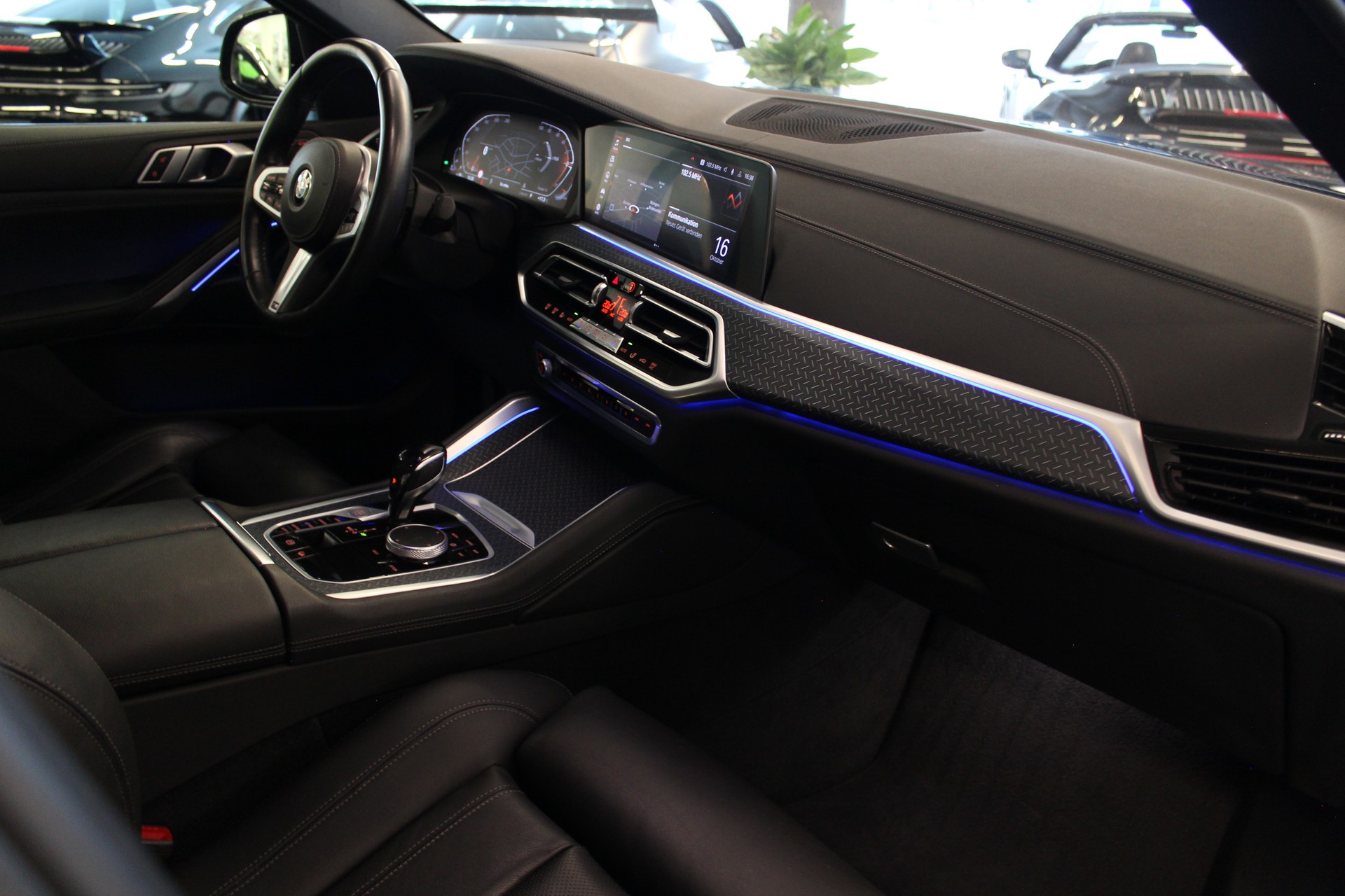 BMW X6 xDrive 48V 40d Steptronic M Sport M Aerodynamik Paket | M Sportabgasanlage | Sportsitze | LED Scheinwerfer |-image-16