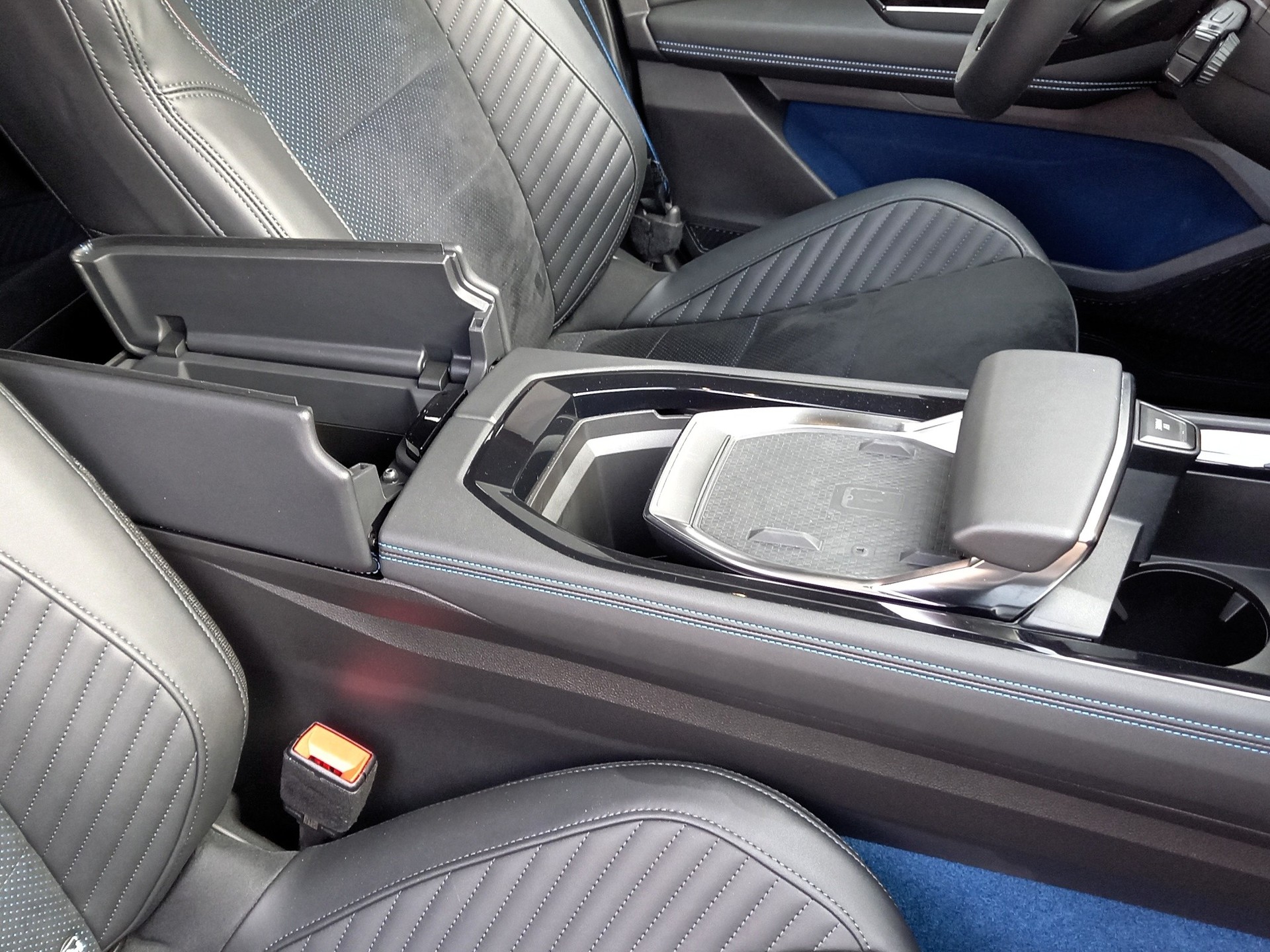 RENAULT Rafale 1.2 E-Tech Plug-in esprit Alpine-image-15