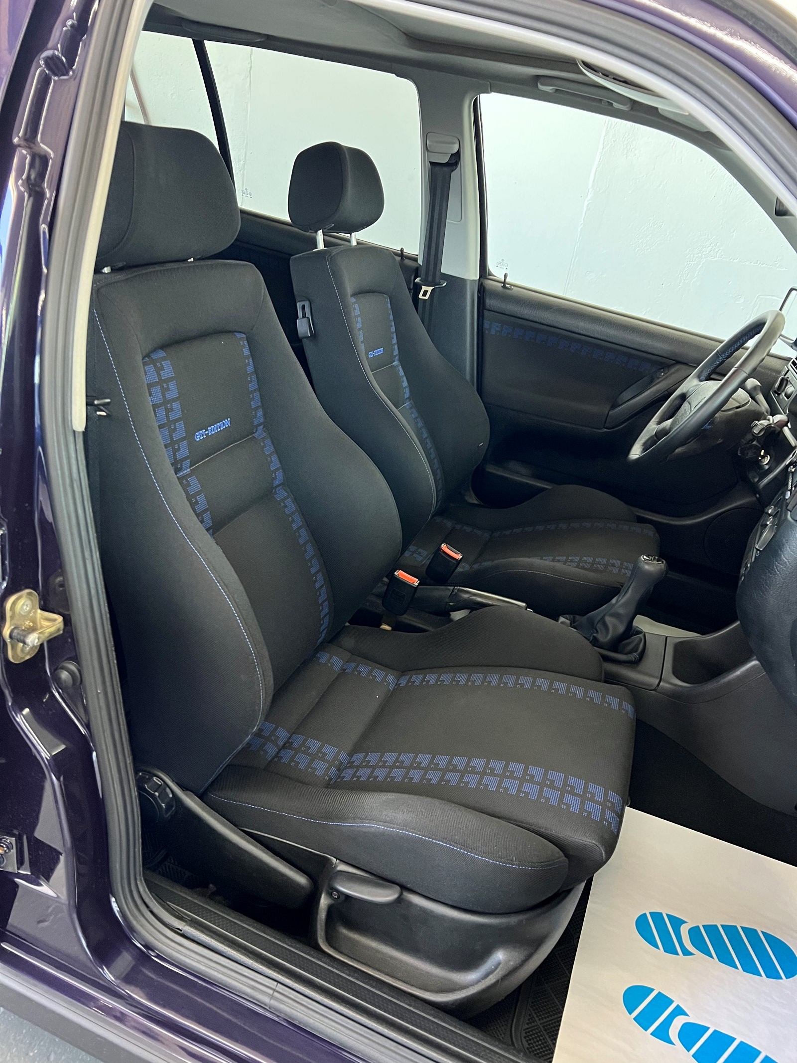 VW Golf 2000 GTI Edition-image-19