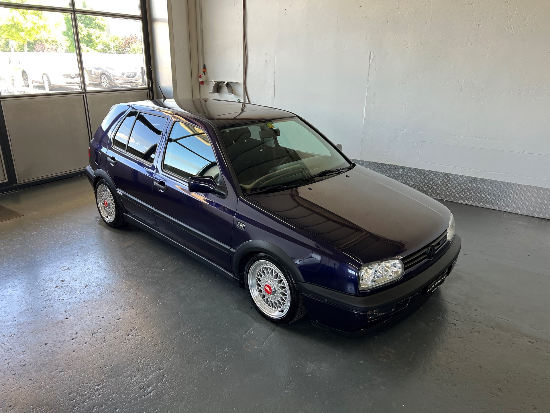 VW Golf 2000 GTI Edition-image-0