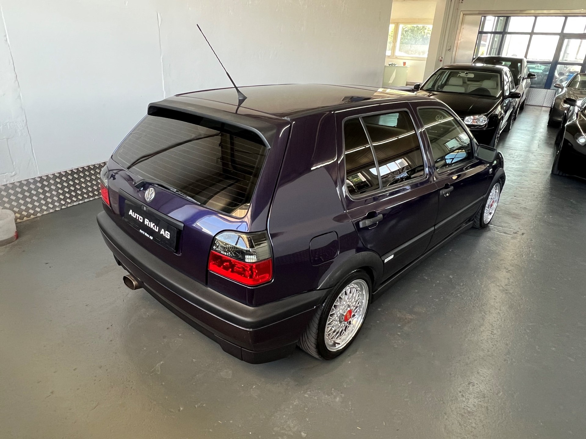 VW Golf 2000 GTI Edition-image-8