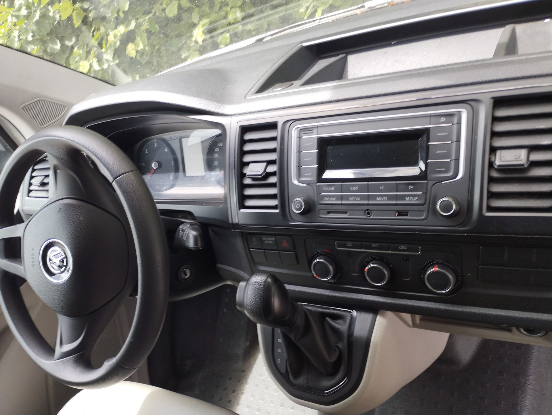 VW T6 2.0 TDI DSG-image-3