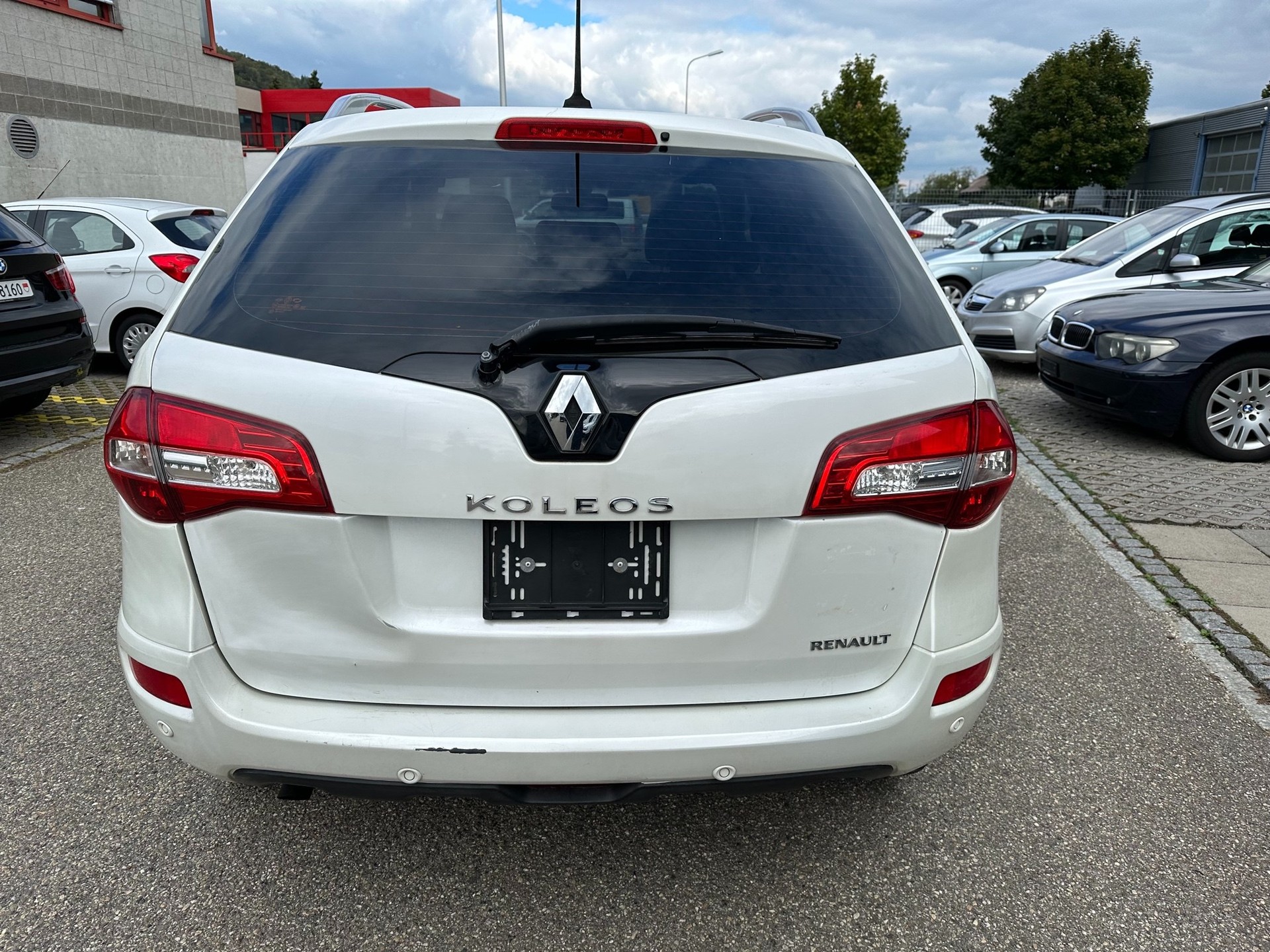 RENAULT Koleos 2.5 Dynamique 4x4-image-3