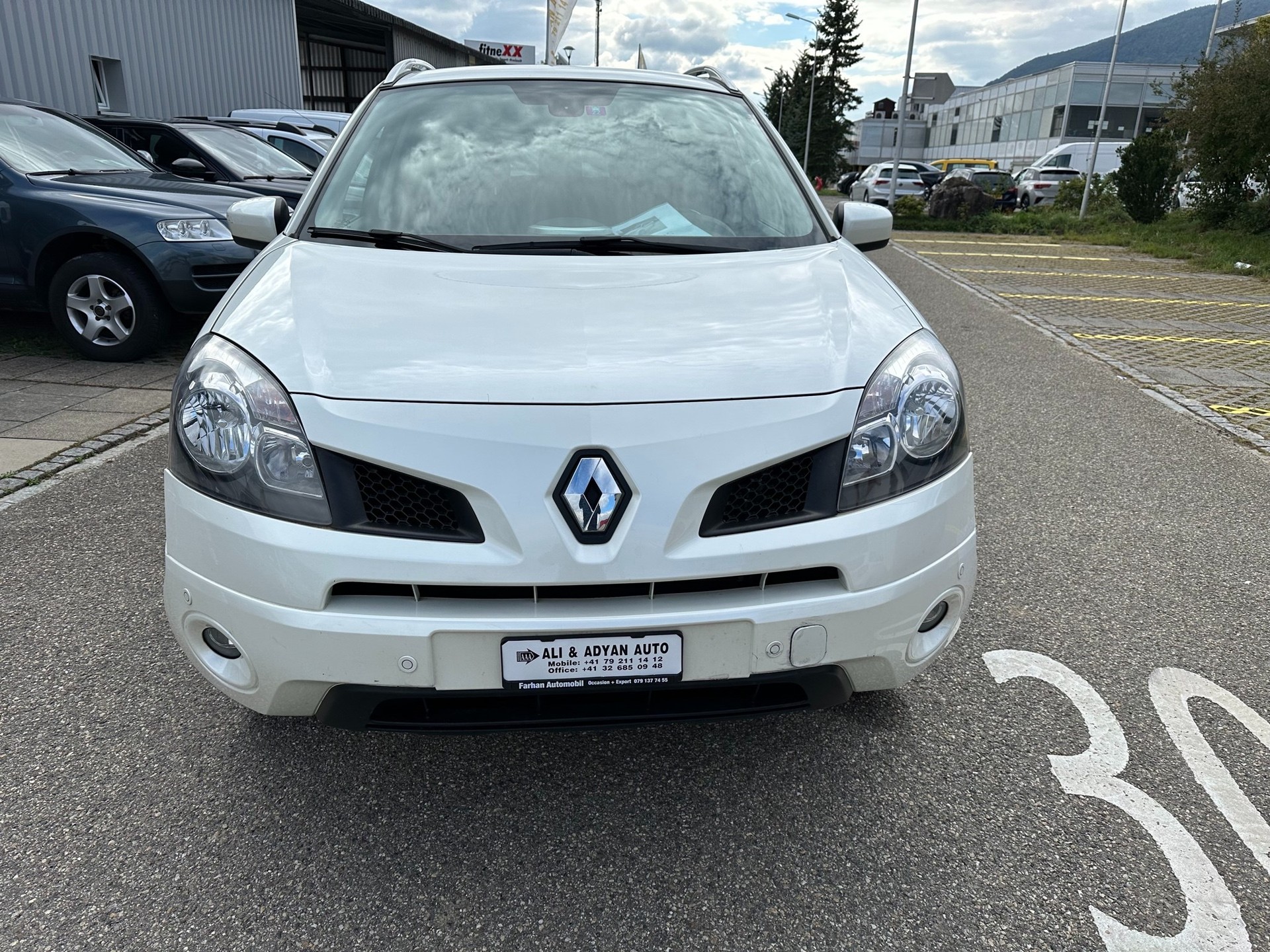RENAULT Koleos 2.5 Dynamique 4x4-image-2