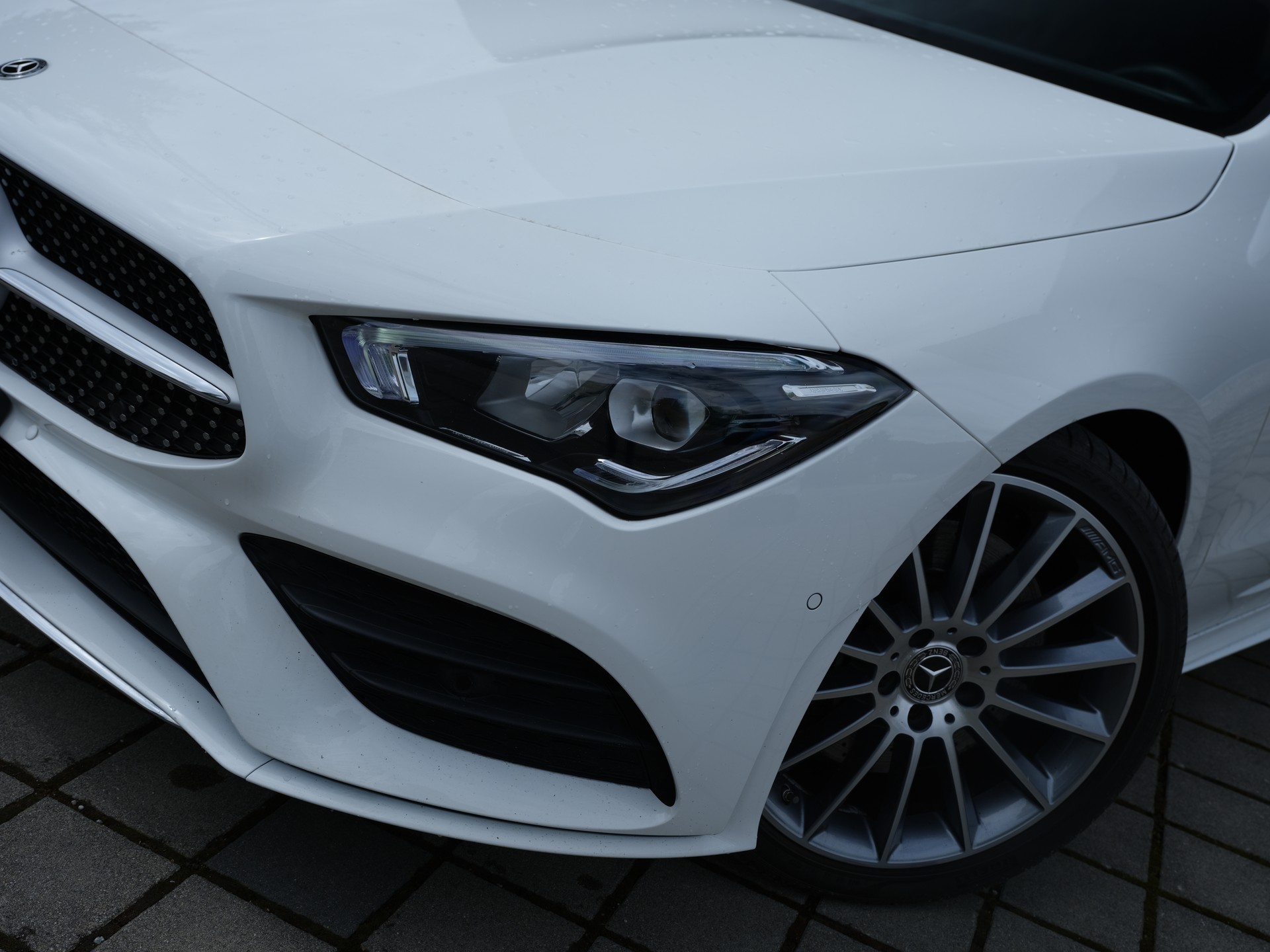 MERCEDES-BENZ CLA 250 AMG Line 7G-DCT-showroom-element-2