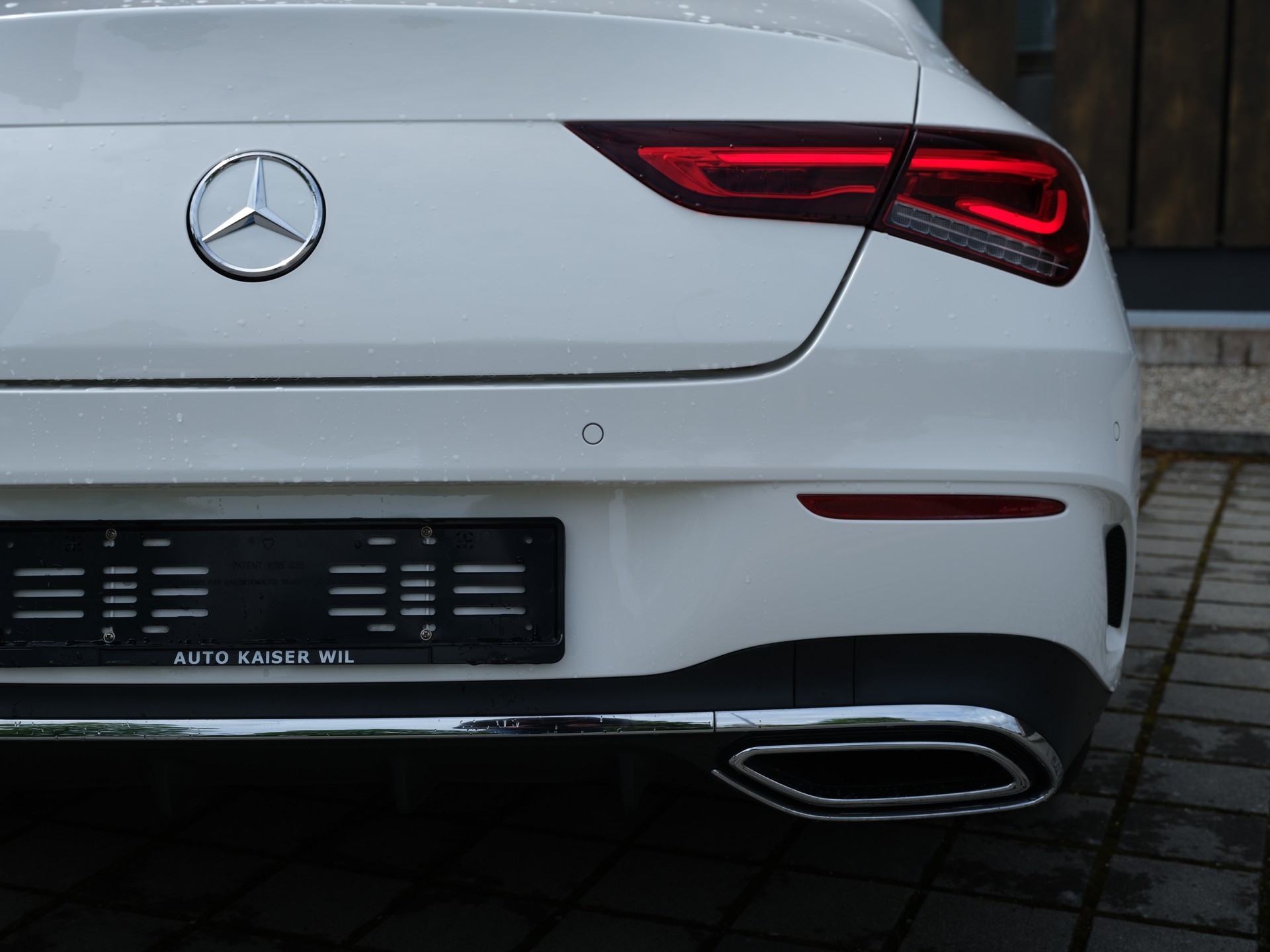 MERCEDES-BENZ CLA 250 AMG Line 7G-DCT-image-10