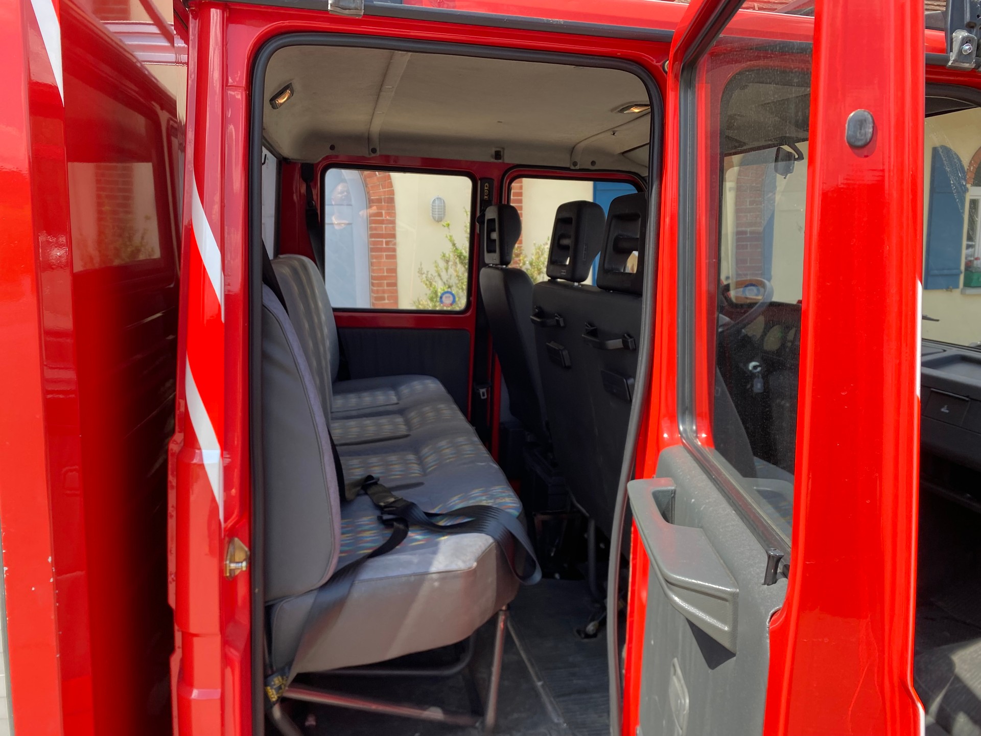 IVECO 4x4 Offroader-image-9