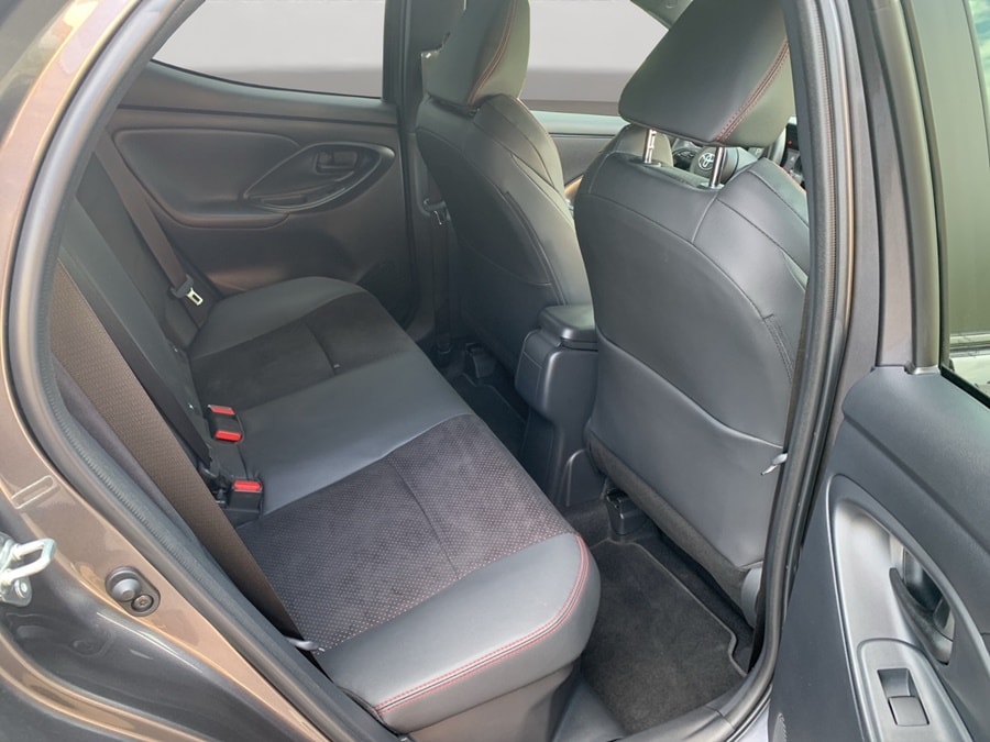 TOYOTA Yaris 1.5 GR Sport e-CVT-image-10
