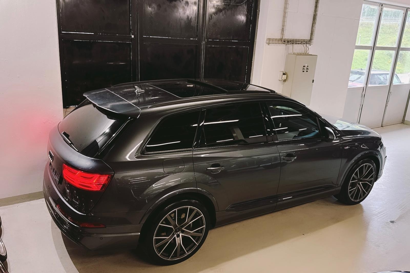 AUDI Q7 3.0 TDI ultra quattro tiptronic-image-8