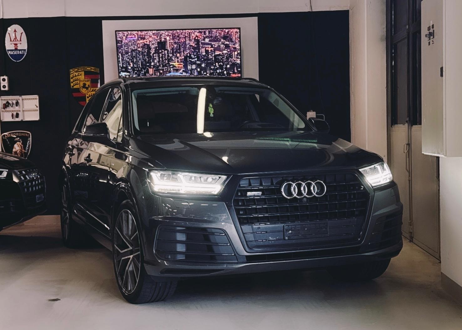 AUDI Q7 3.0 TDI ultra quattro tiptronic-image-0
