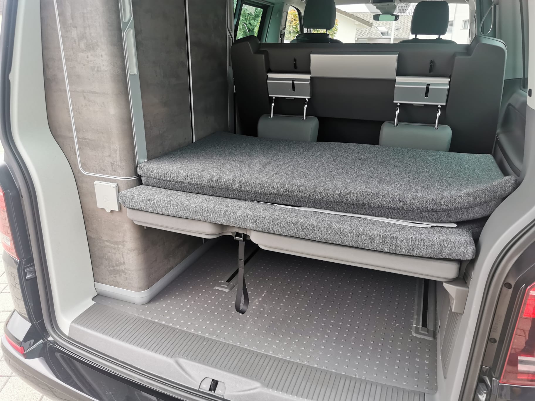VW T6.1 California 3000 2.0 TDI 150 Ocean Liberty DSG 4m-image-7