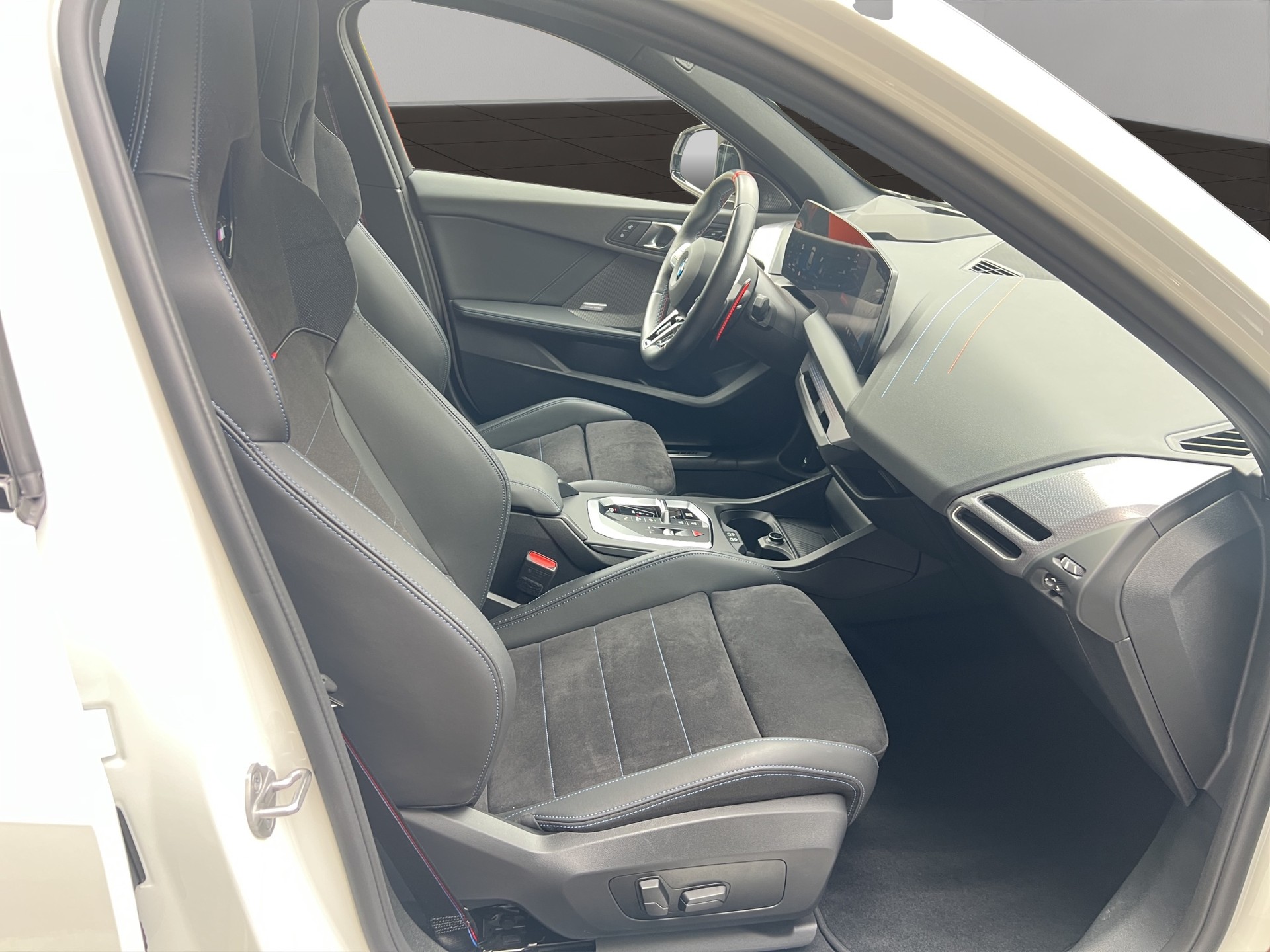 BMW M135 xDrive M Sport Pro-image-16