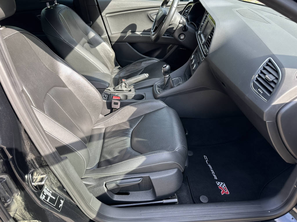 SEAT Leon 2.0 TSI 280 Cupra-image-13