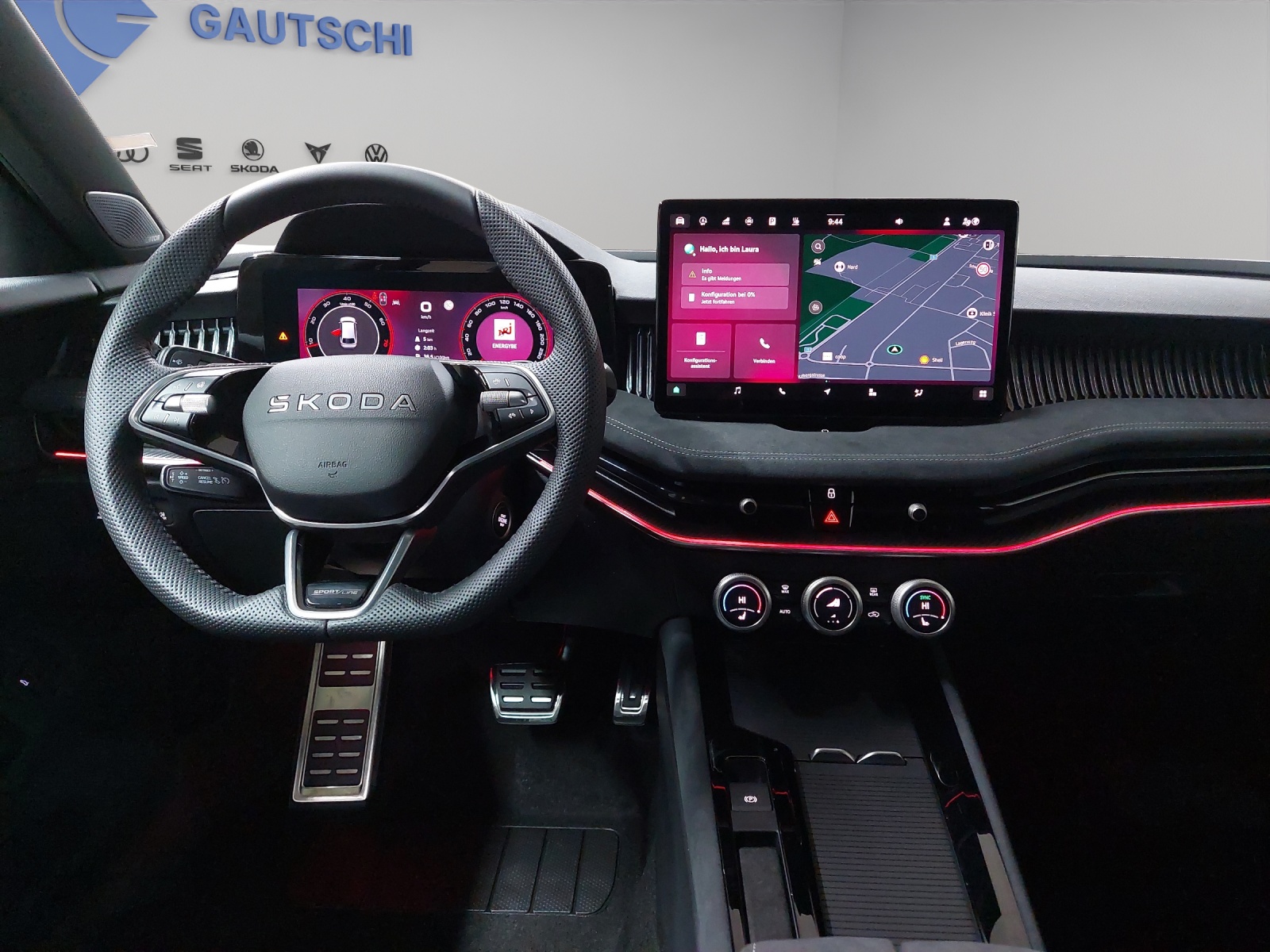 SKODA Superb Combi 2.0 TSI Sportline 4x4 DSG-image-6