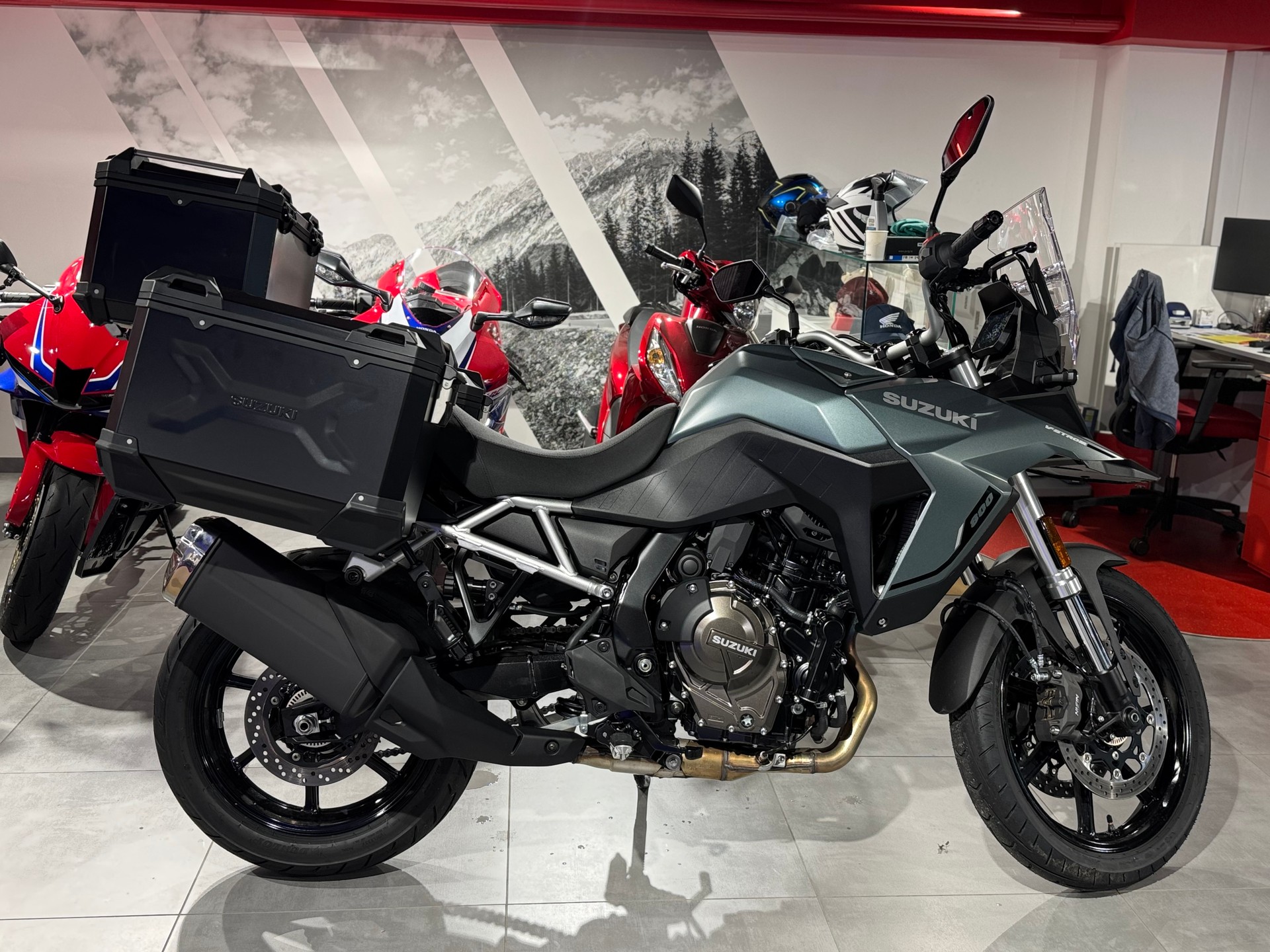 SUZUKI DL 800 Adventure (35kW)-showroom-element-1