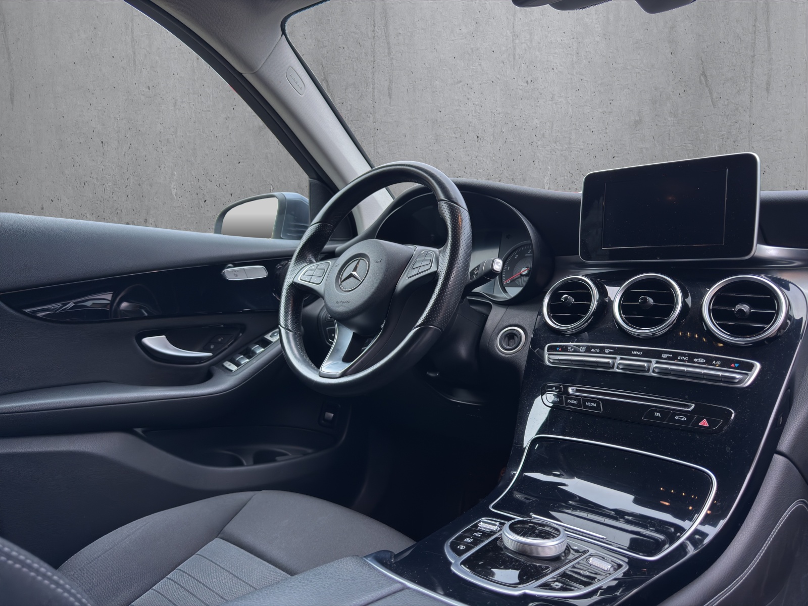 MERCEDES-BENZ GLC 250 d Exclusive 4Matic 9G-Tronic-image-9