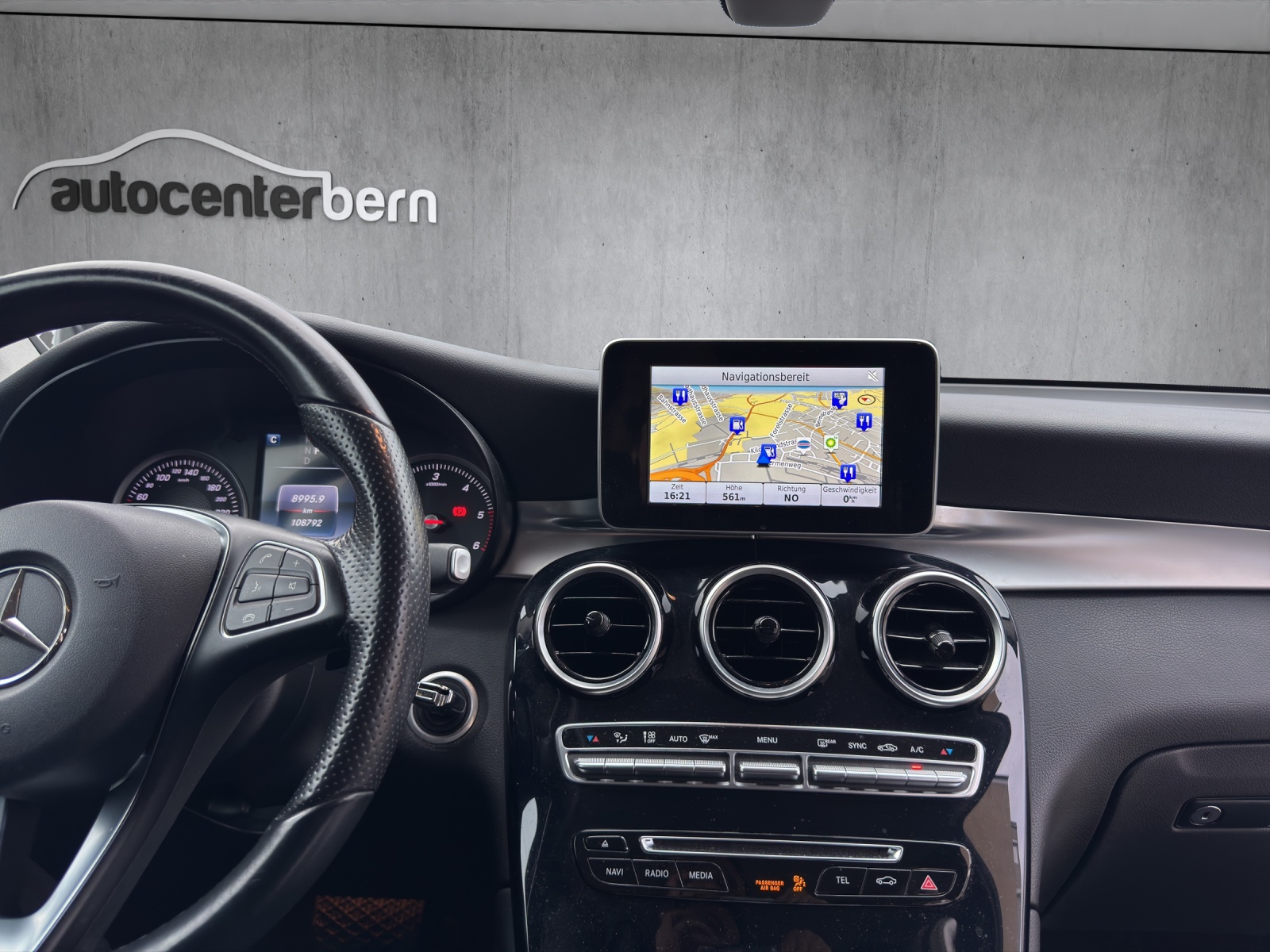 MERCEDES-BENZ GLC 250 d Exclusive 4Matic 9G-Tronic-image-10