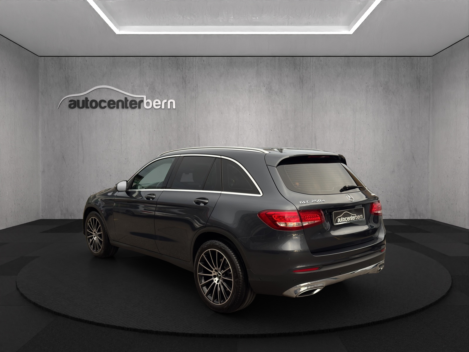 MERCEDES-BENZ GLC 250 d Exclusive 4Matic 9G-Tronic-image-4