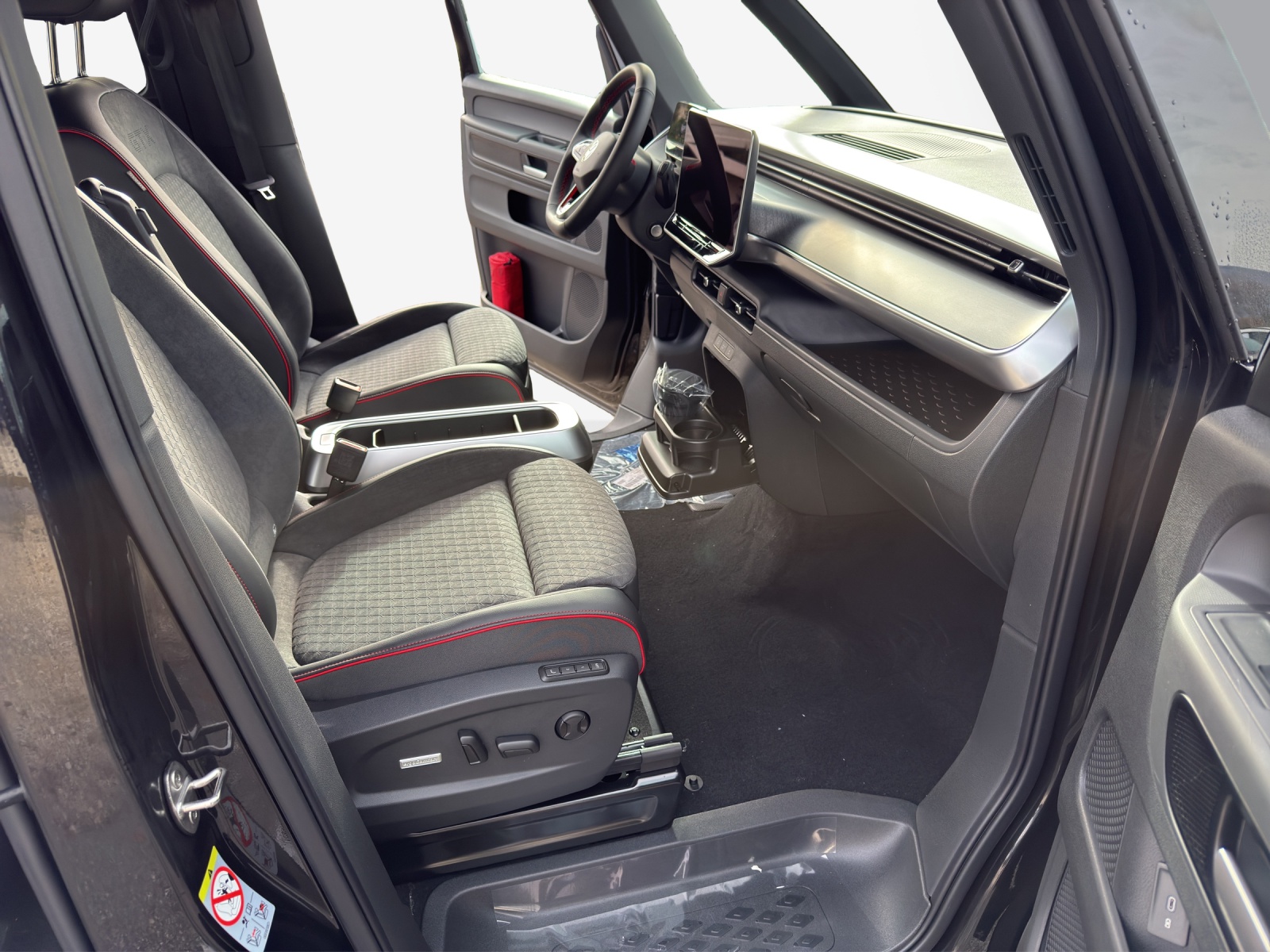 VW ID.Buzz NWB GTX 4 Motion-image-15