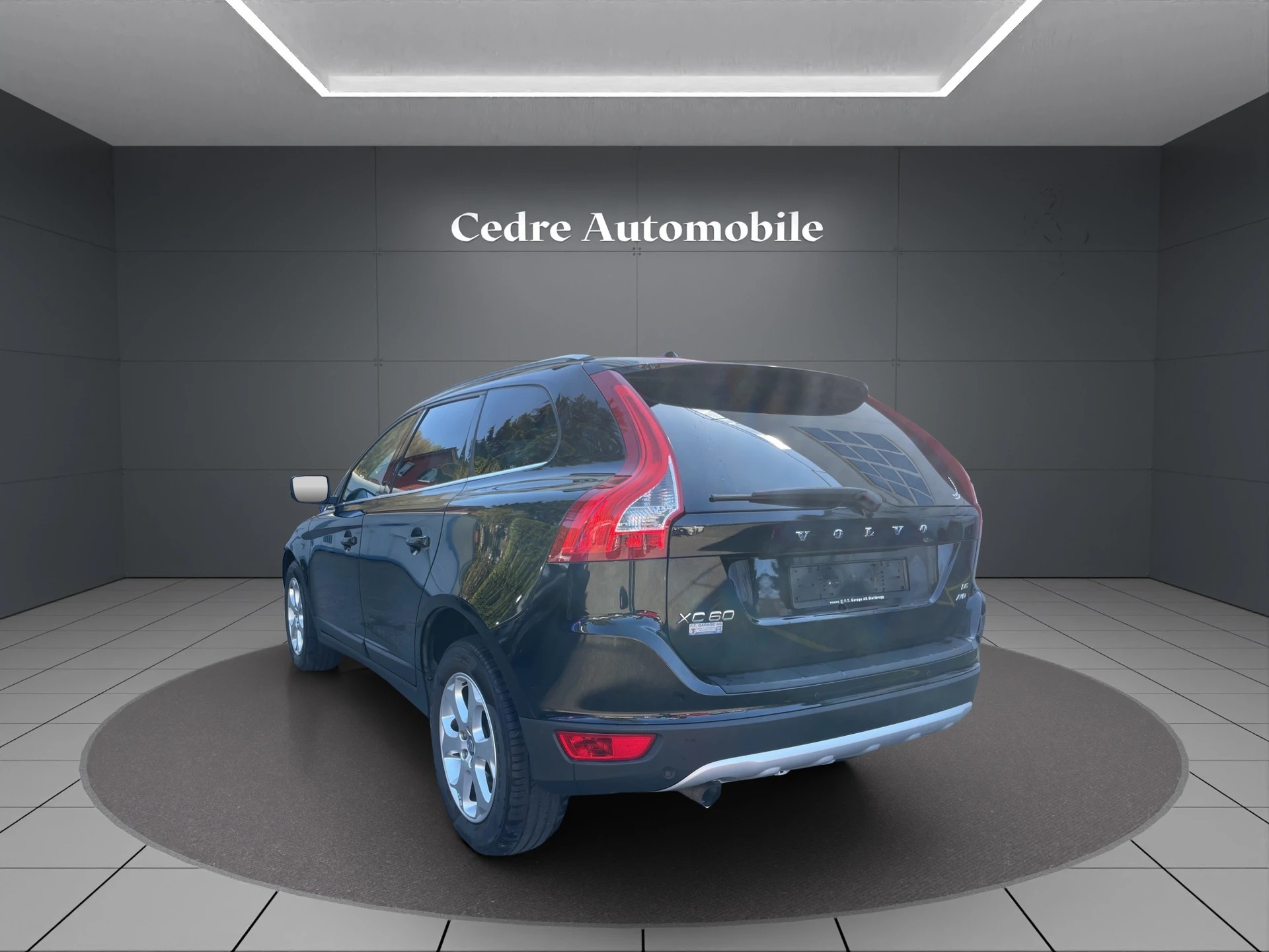 VOLVO XC60 D5 AWD Summum Geartronic-image-2