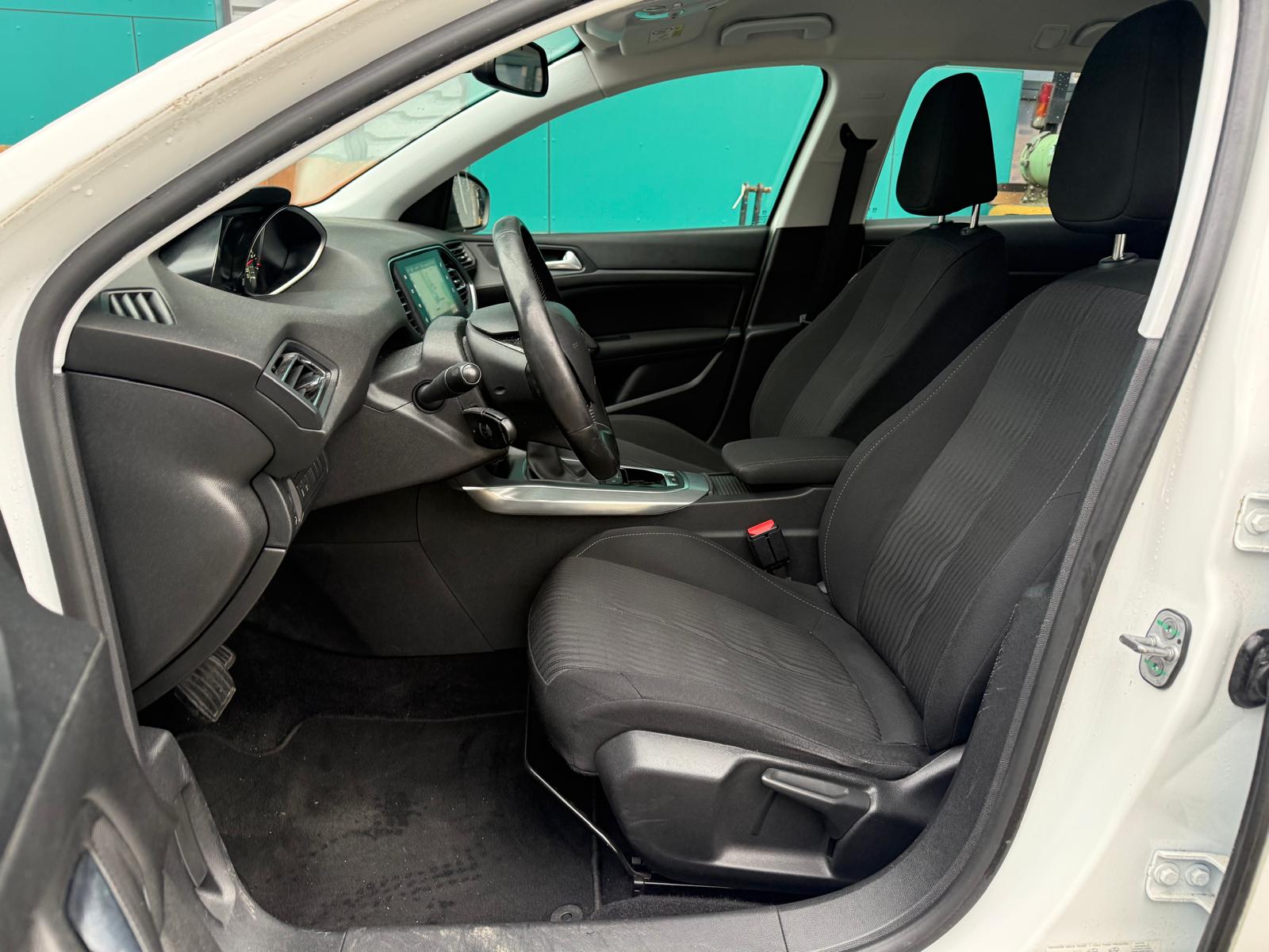 PEUGEOT 308 SW 2.0 BlueHDI Business Automatic-image-9