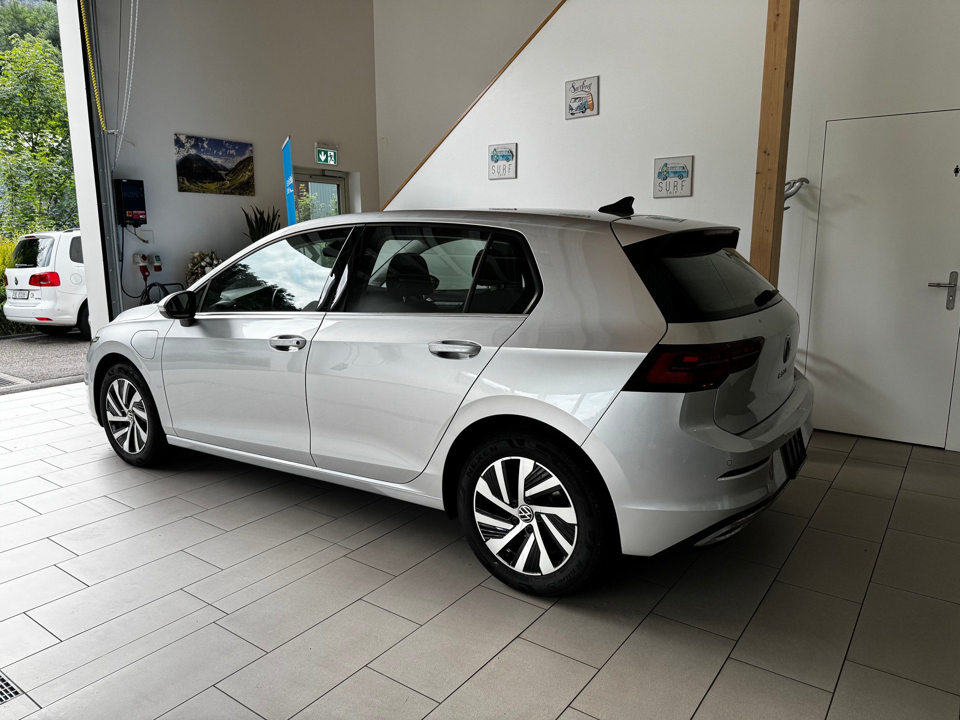 VW Golf VIII 1.4 TSI PHEV DSG 204PS Style-image-2
