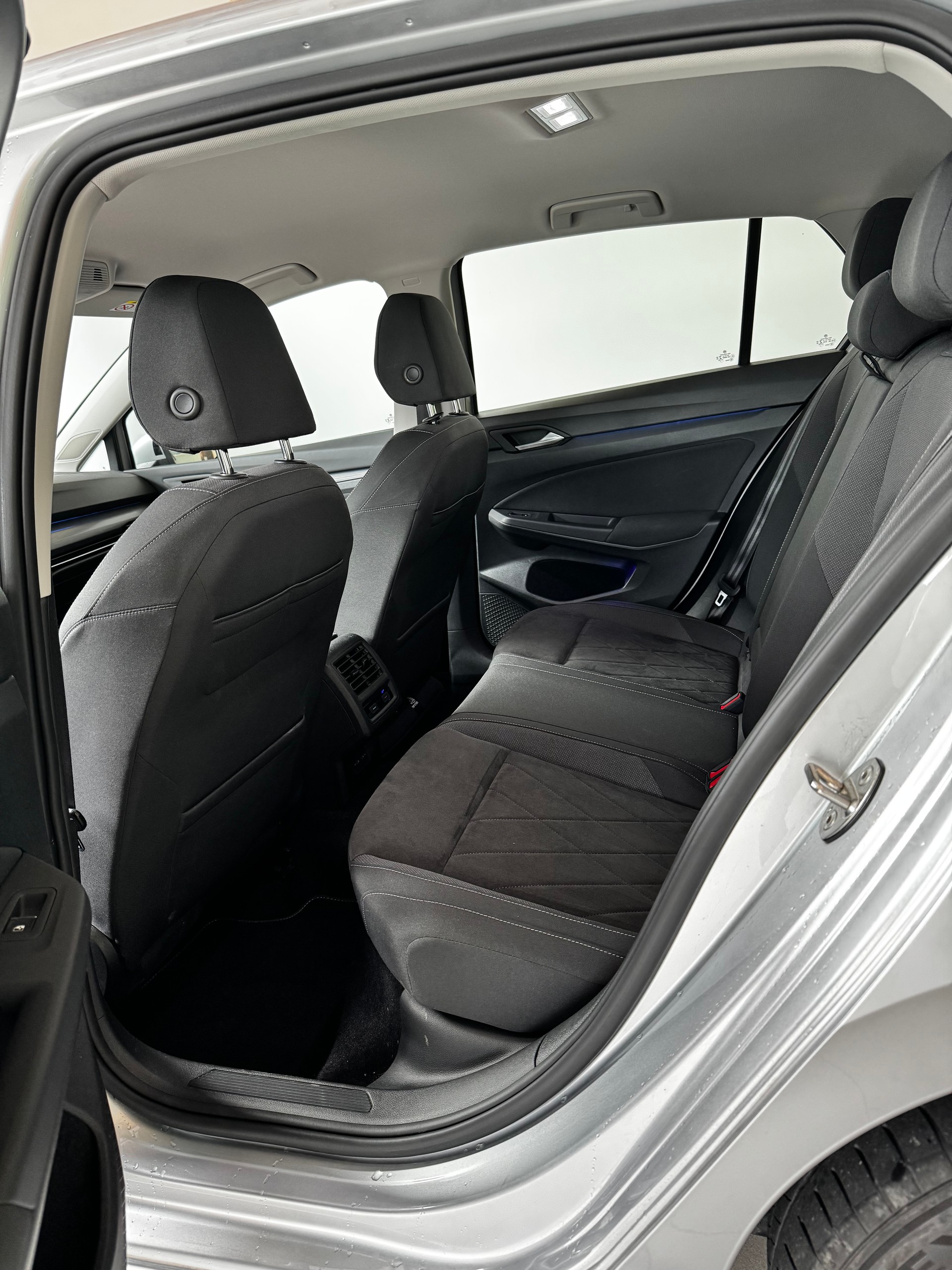 VW Golf VIII 1.4 TSI PHEV DSG 204PS Style-image-6