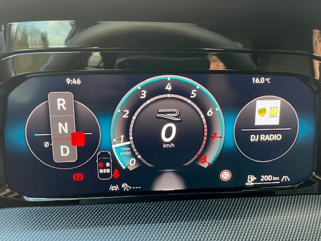 VW Golf 2.0 TSI R-Line DSG 4 Motion-image-6