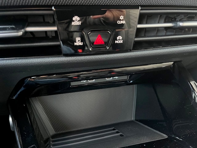 VW Golf 2.0 TSI R-Line DSG 4 Motion-image-17