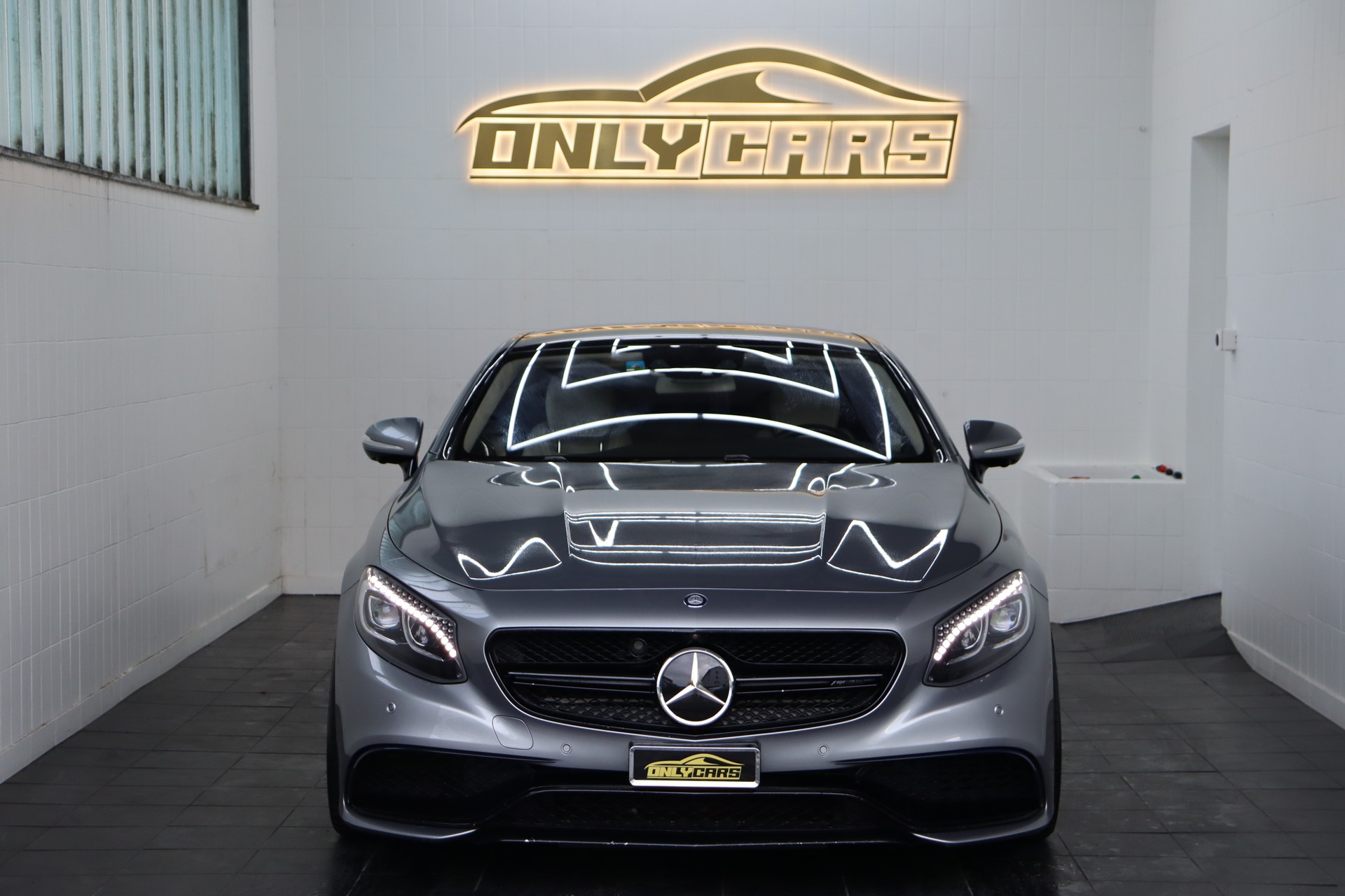 MERCEDES-BENZ S 63 AMG COUPE 4MATIC SPEEDSHIFT MCT ** EDITION 1 ** EXCLUSIV NAPPA VOLLLEDER ** NACHTSICHT **-showroom-element-1