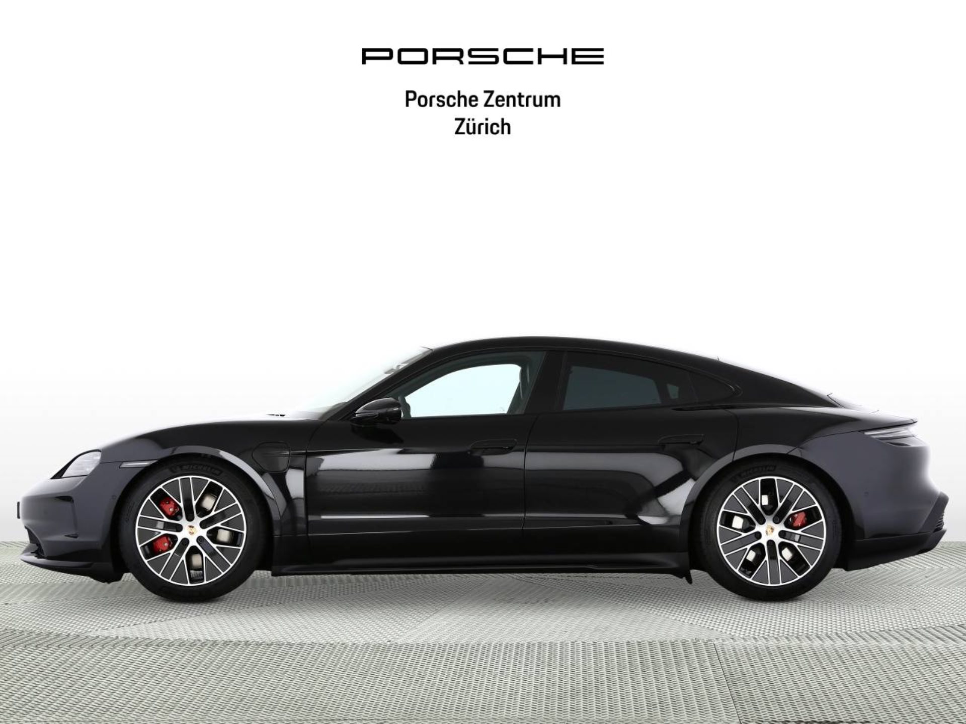PORSCHE Taycan GTS-image-1