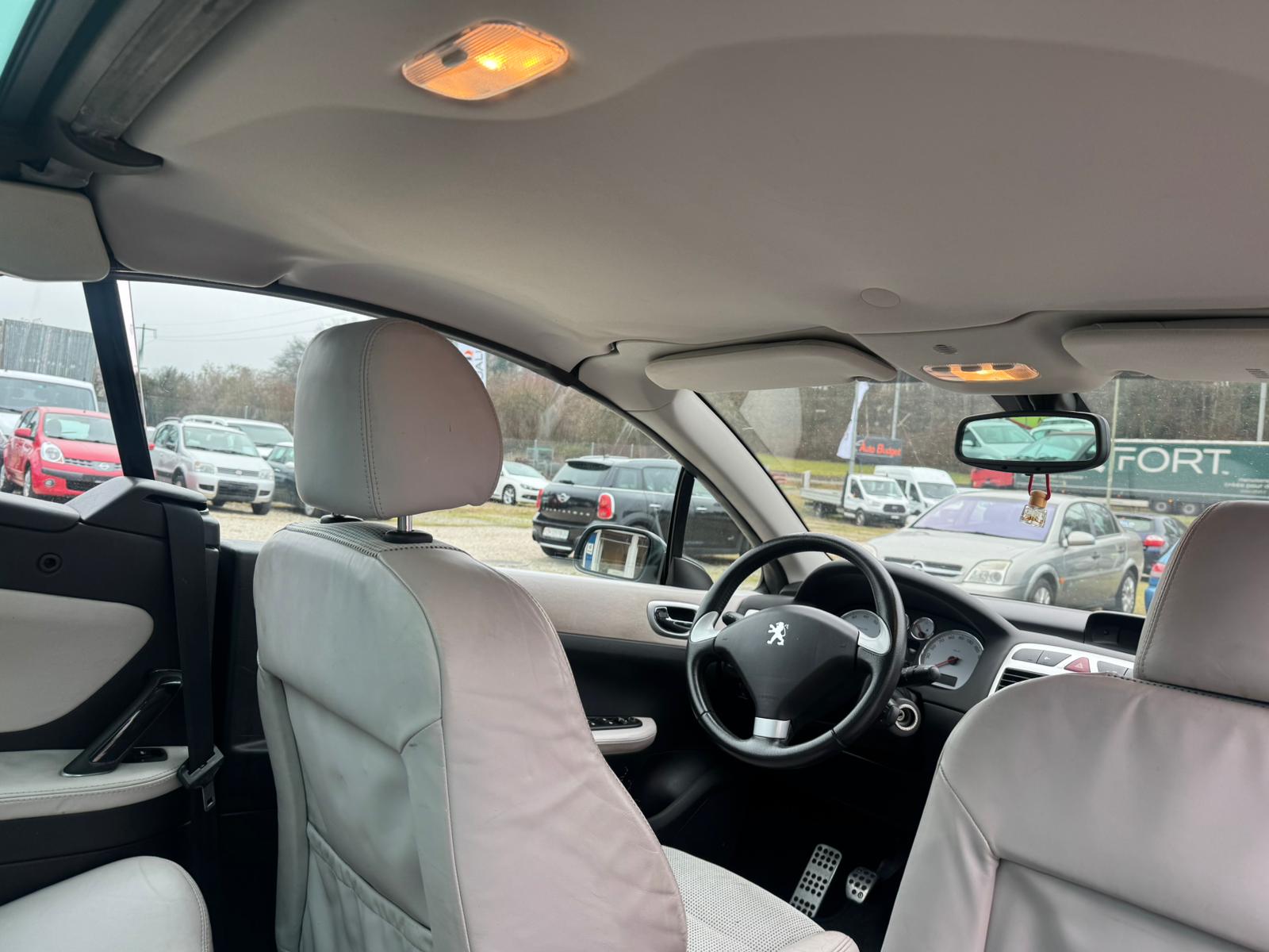 PEUGEOT 307 CC 2.0 16V-image-9
