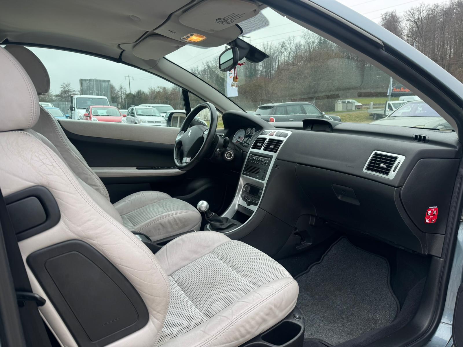 PEUGEOT 307 CC 2.0 16V-image-6