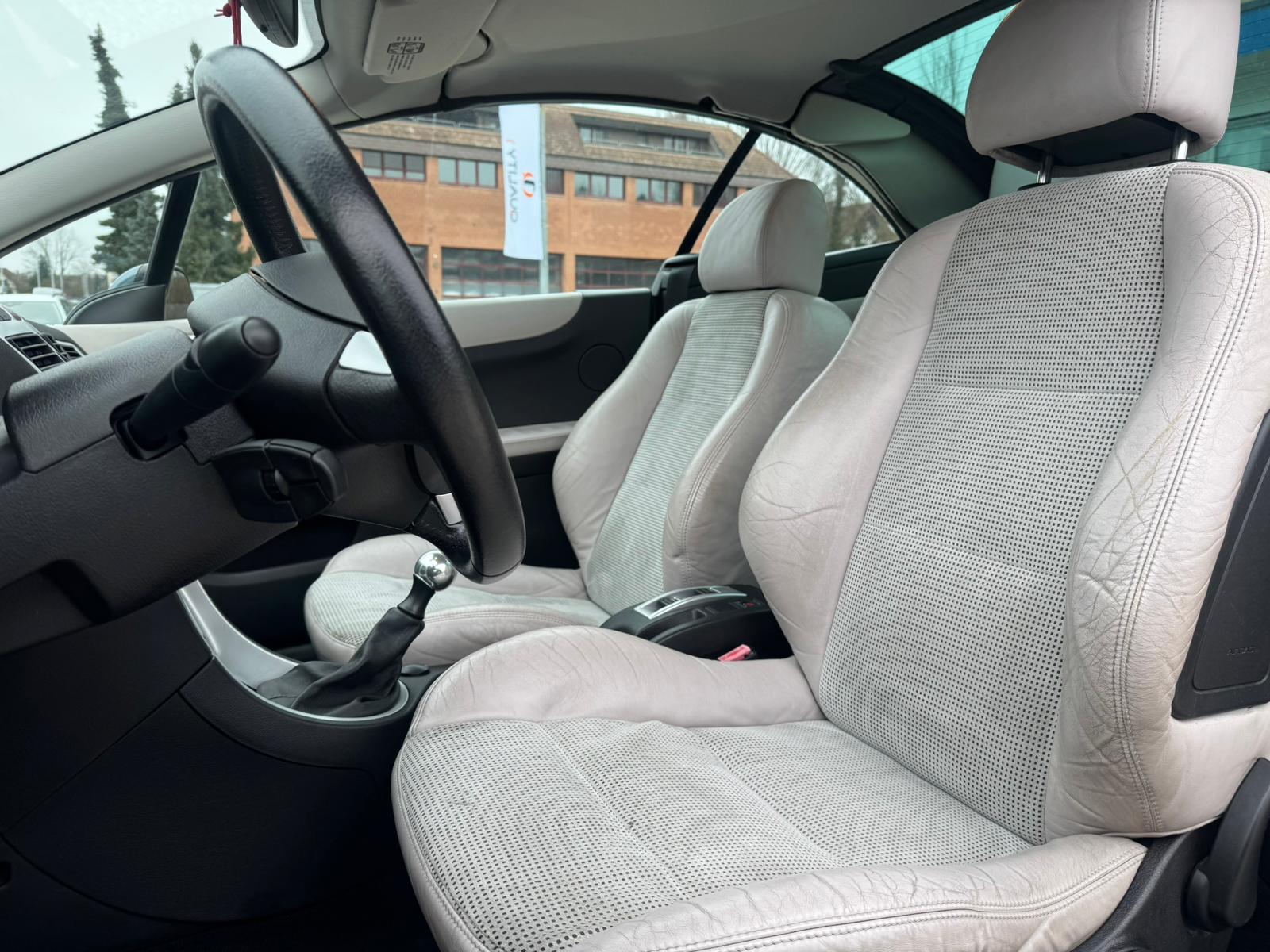 PEUGEOT 307 CC 2.0 16V-image-13